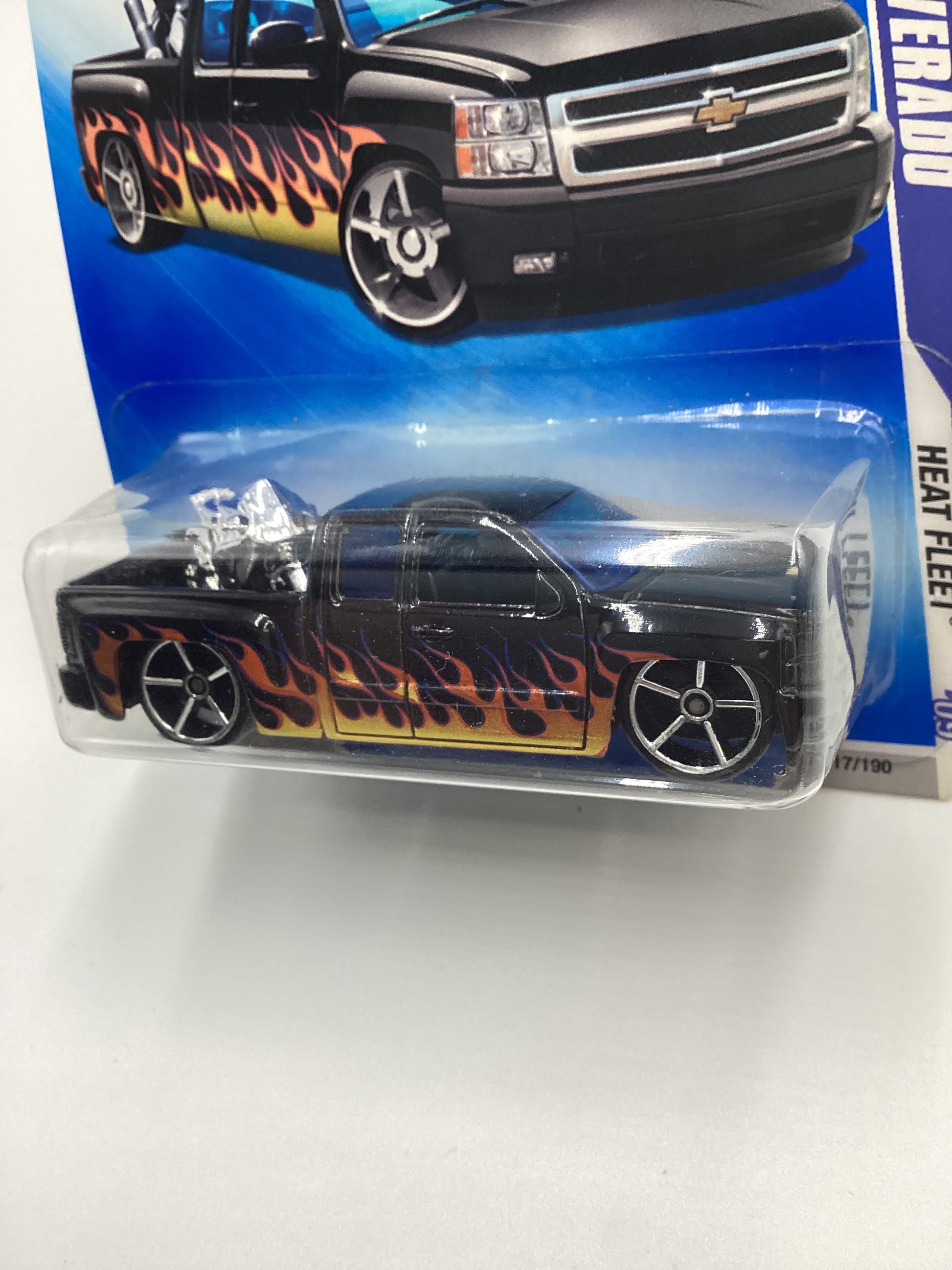 Hot Wheels 2009 Heat Fleet Chevy Silverado - Black 1:64 Scale Die-Cast Truck