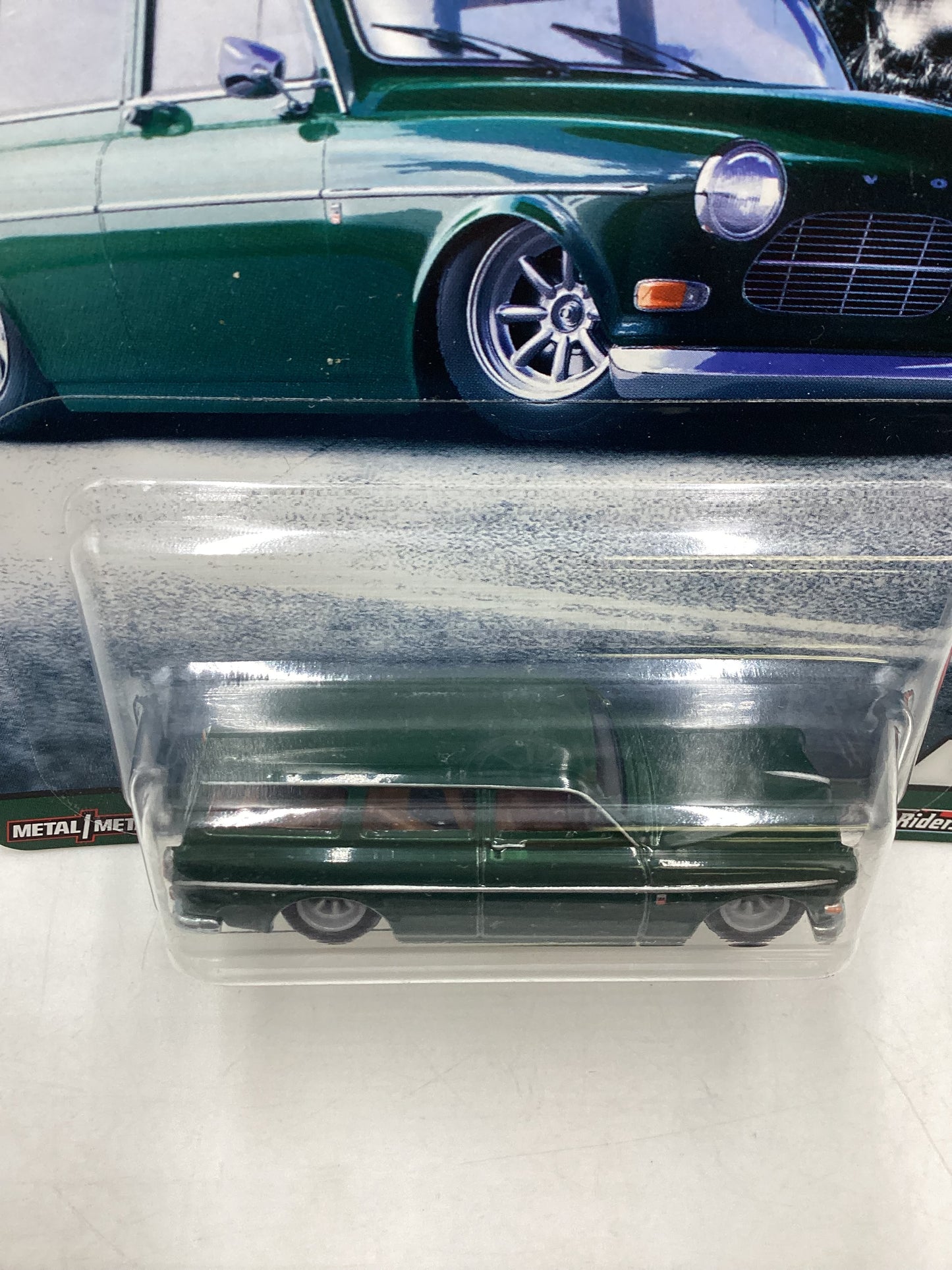 2021 Hot wheels Fast wagons 3/5 Volvo P220 Amazon Wagon 246J