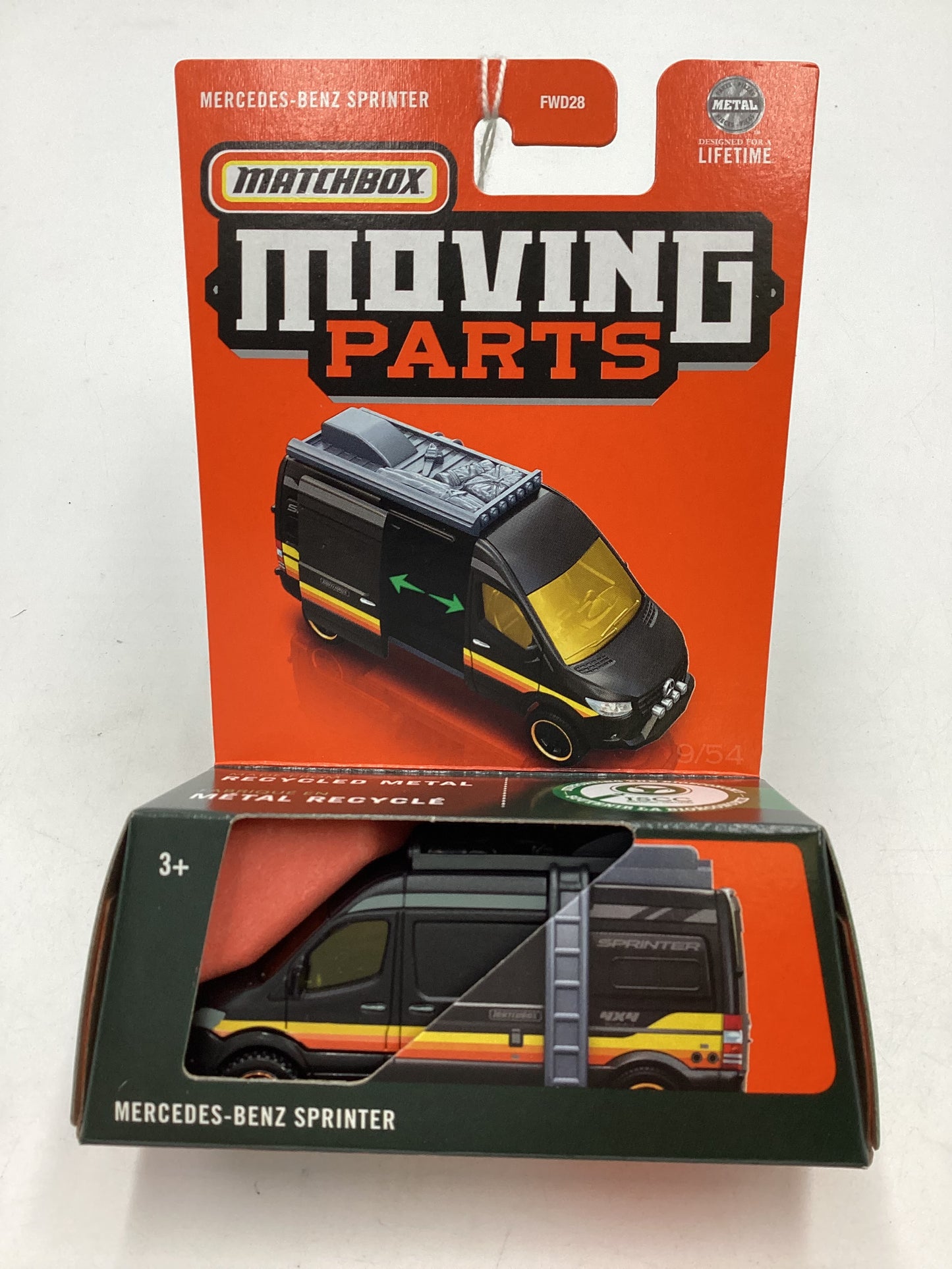 Matchbox Moving Parts Mercedes Benz Sprinter 164G