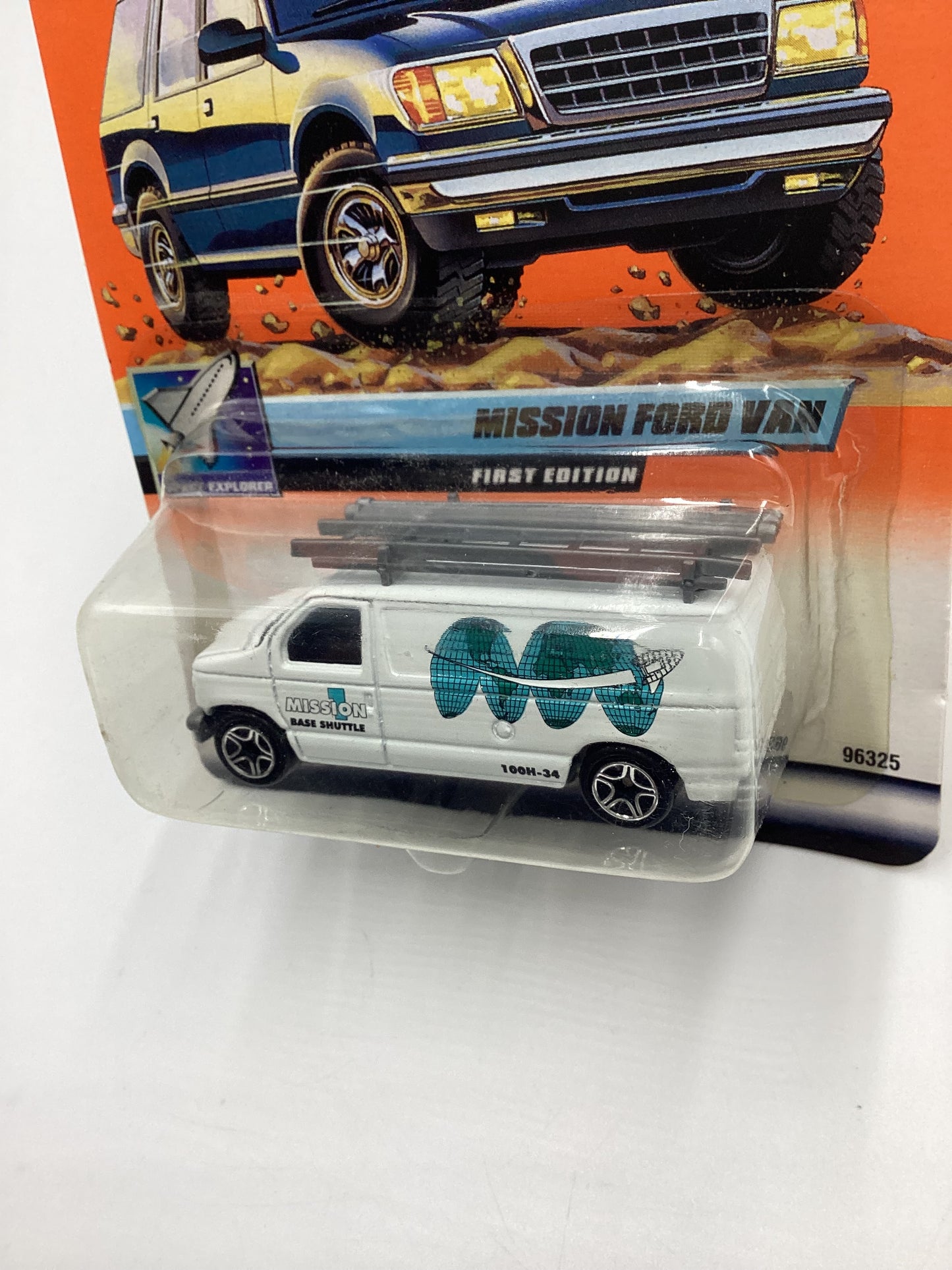 2000 Matchbox #38 Mission Ford Van White 210C