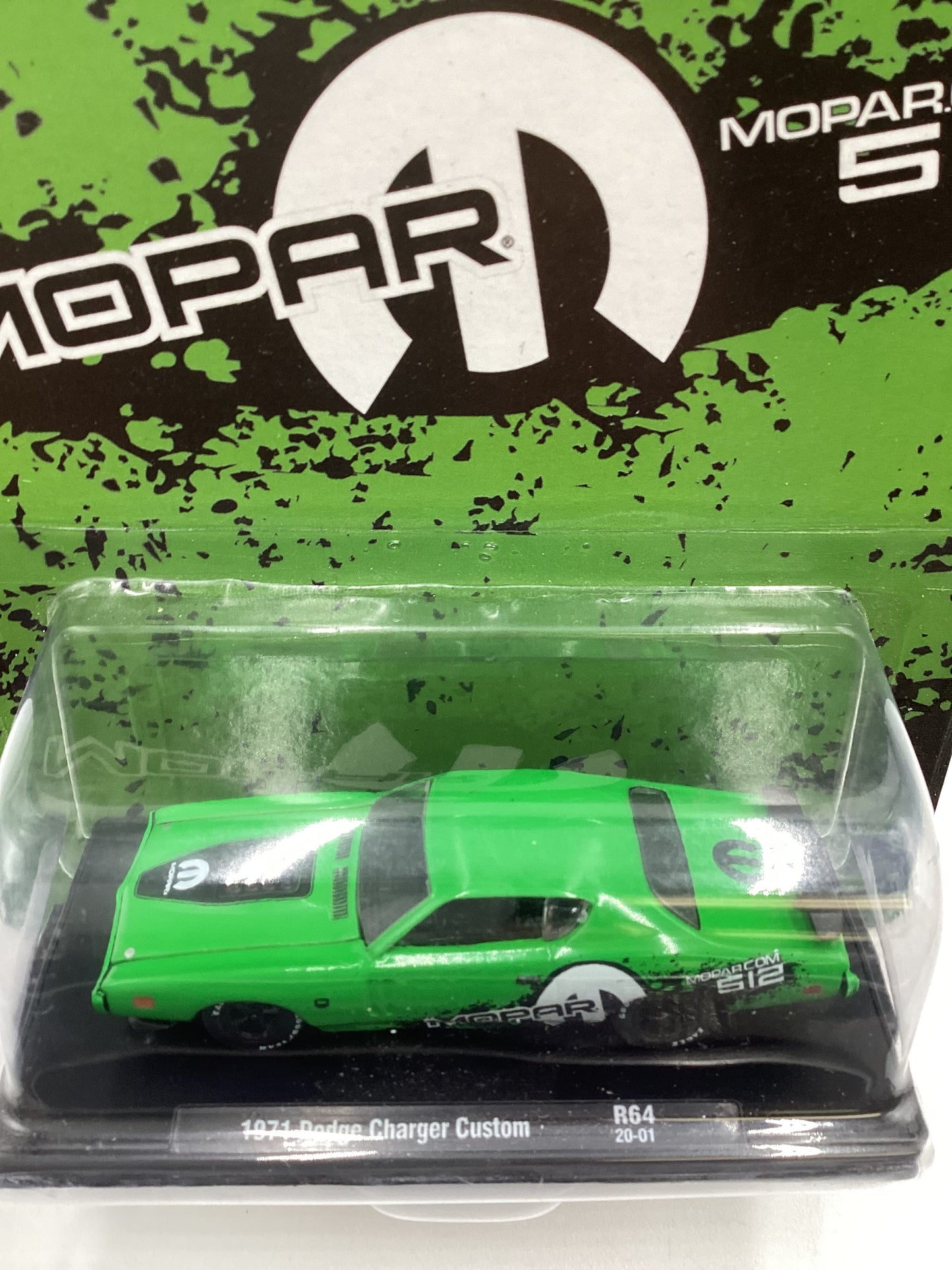 M2 Machines Auto Driver Mopar 1971 Dodge Charger Custom Green R64 192E