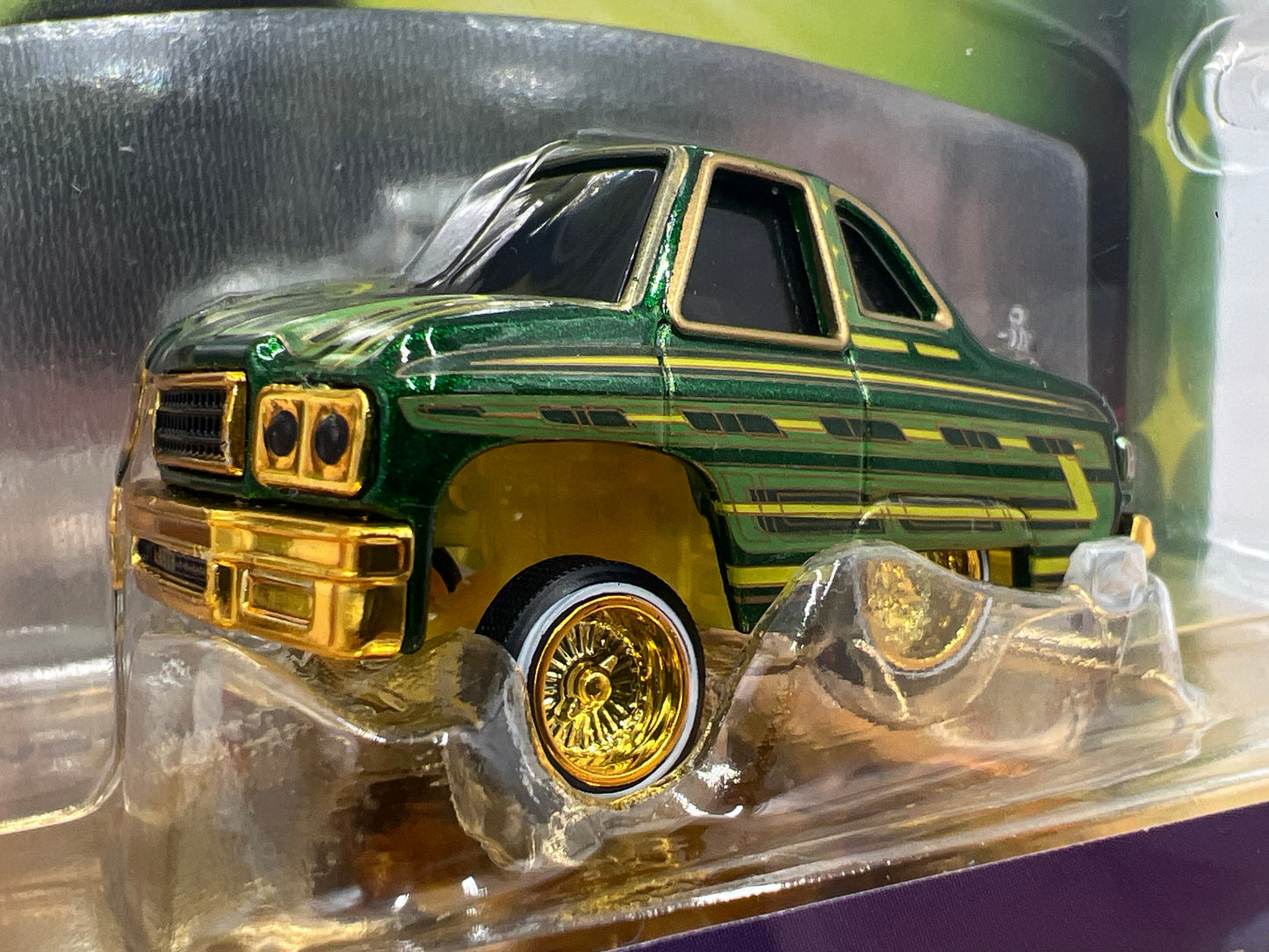 MGA Car Tuned Series 2 Show Glow Lowriders #1 75 Chevy Impala