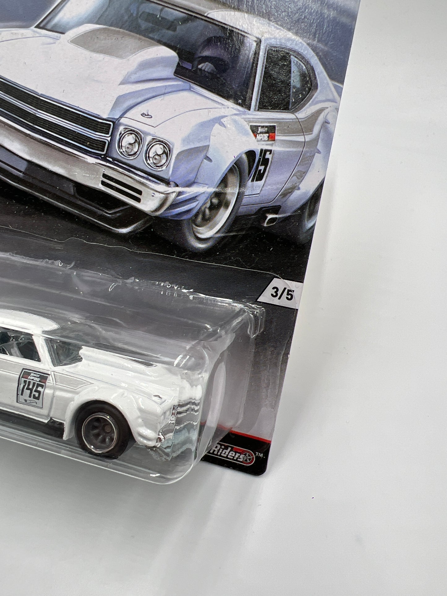 Hot Wheels Car Culture Track Day #3 70 Chevy Chevelle White 244K