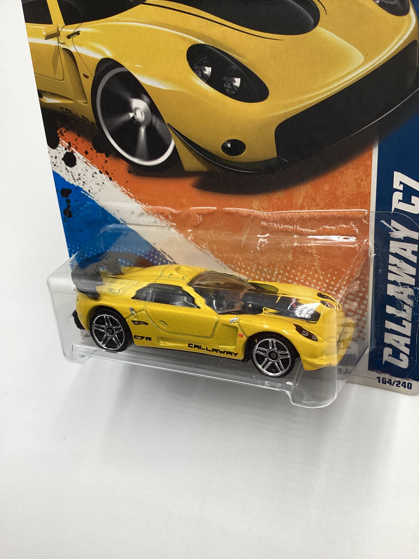 2011 Hot Wheels #164 Calloway C7 Yellow