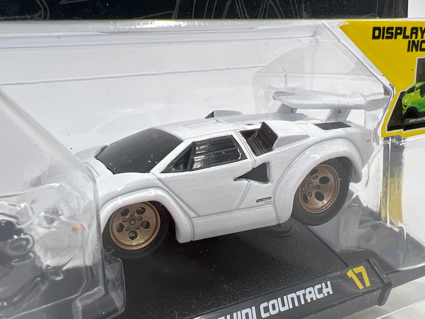 Muscle Machines Series 3 #17 Lamborghini Countach White