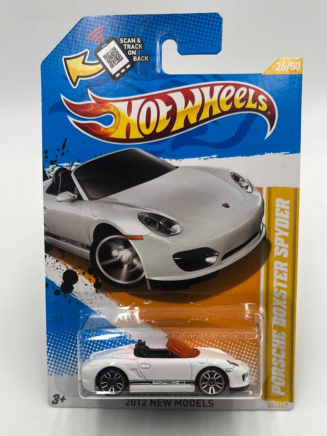 2012 Hot Wheels New Models Porsche Boxster Spyder White w/VHTF Bright Pink Windshield 26/247