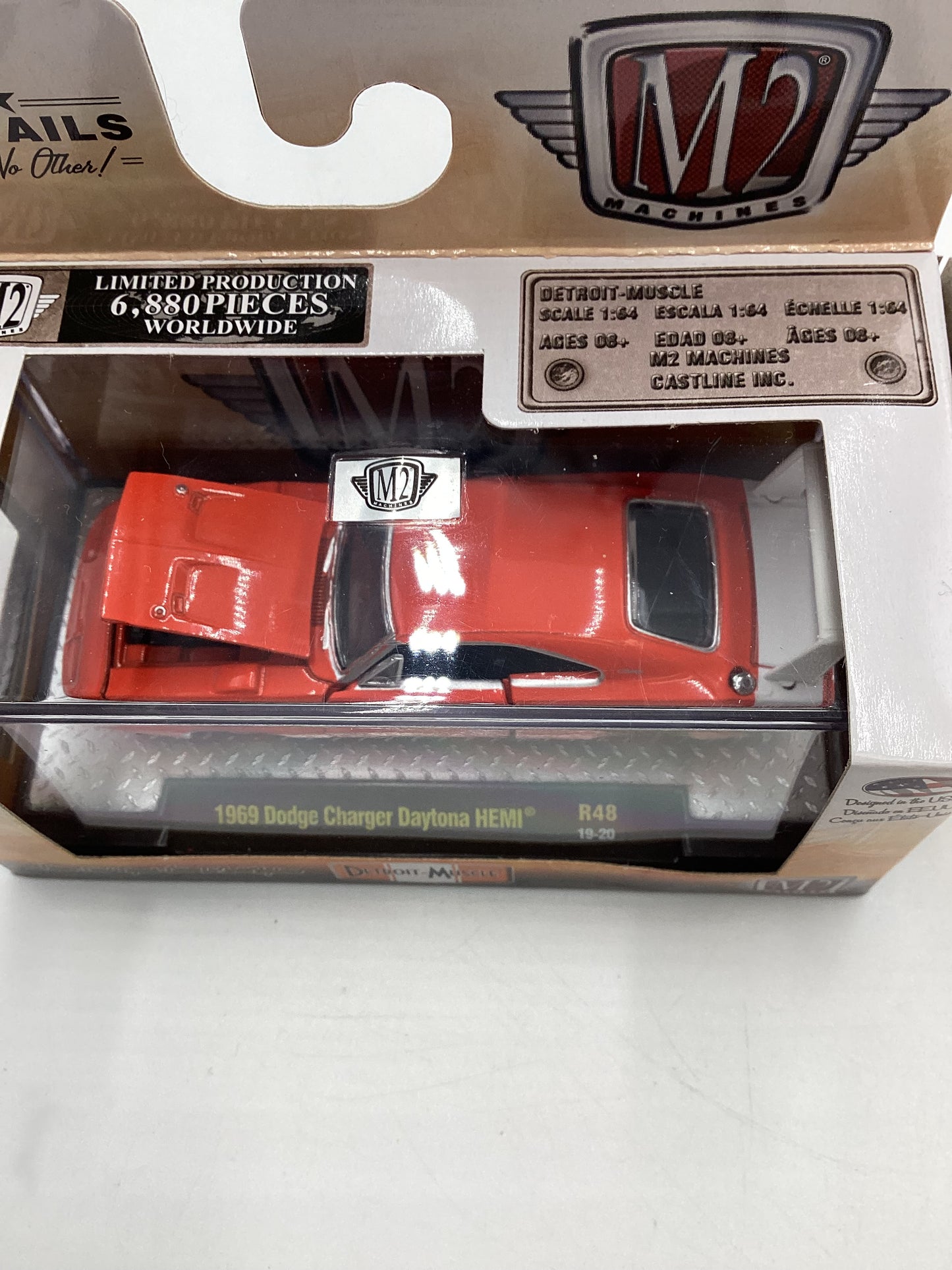 M2 Machine Detroit Muscle 1969 Dodge Charger Daytona Hemi Orange R48