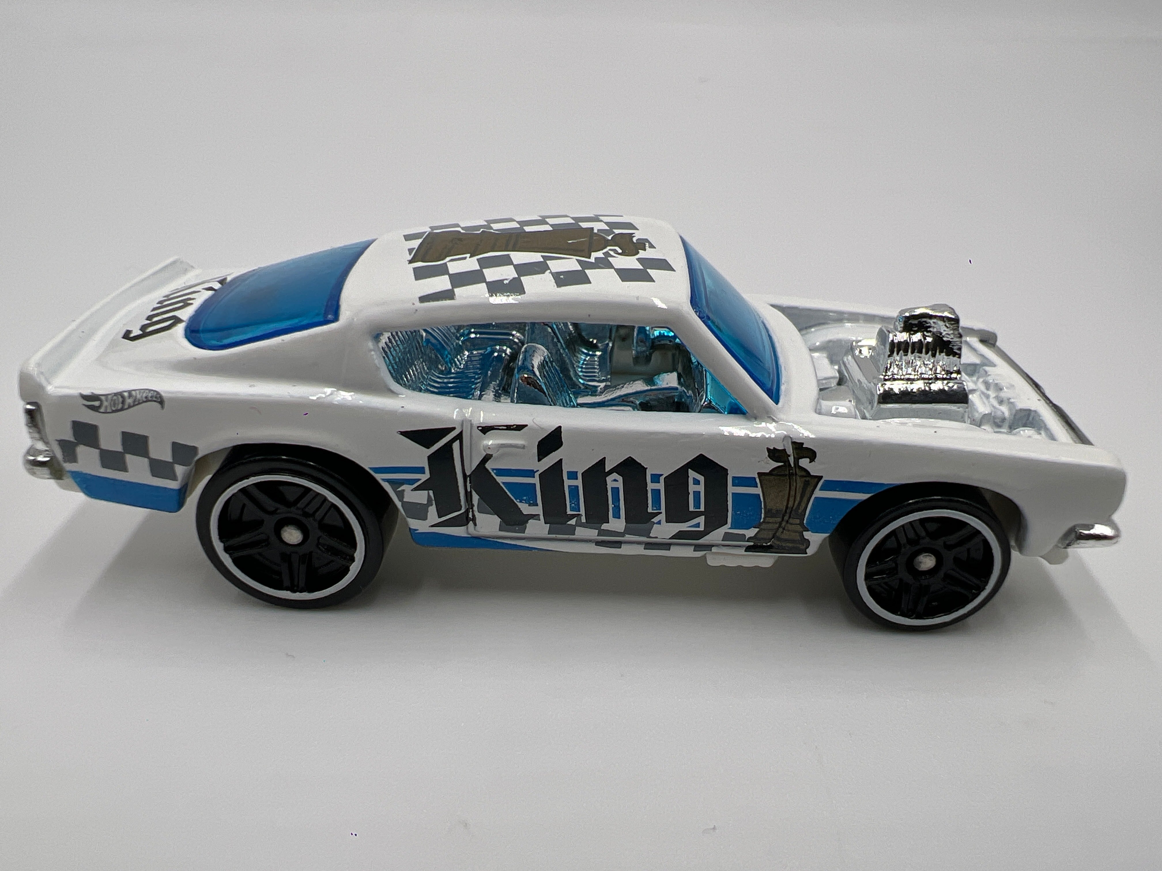 Hot Wheels 1/64 Plymouth Barracuda King Cuda White Loose