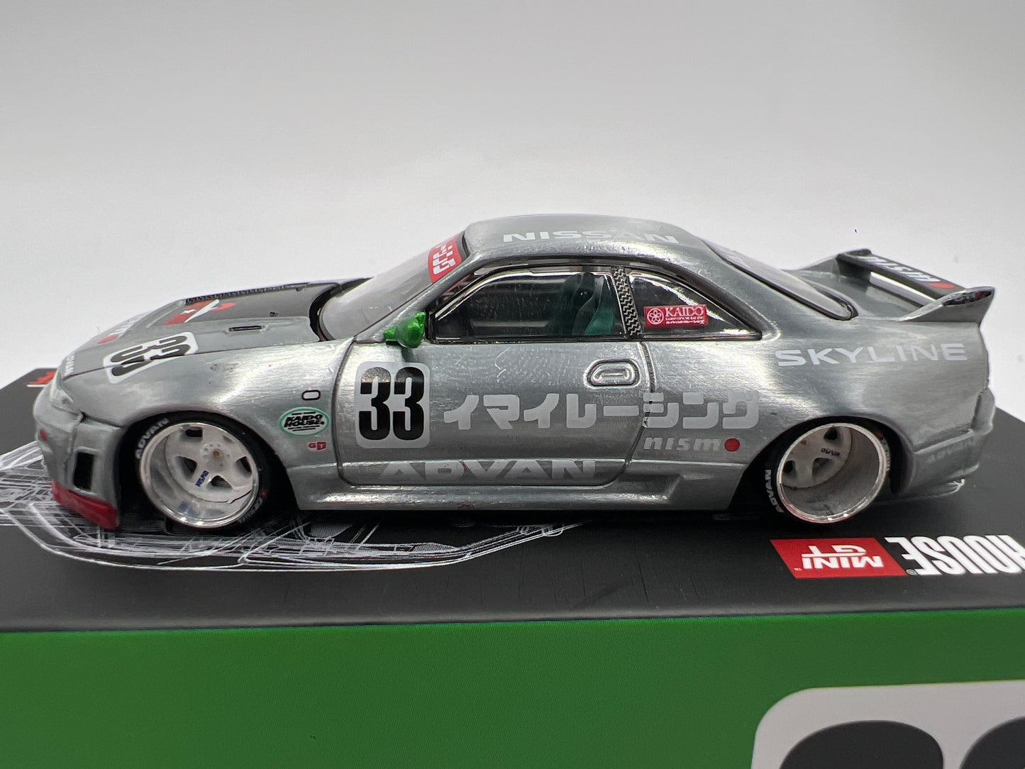 Mini GT Kaido House #150 CHASE Nissan Skyline GT-R R33 Imai Racing V1