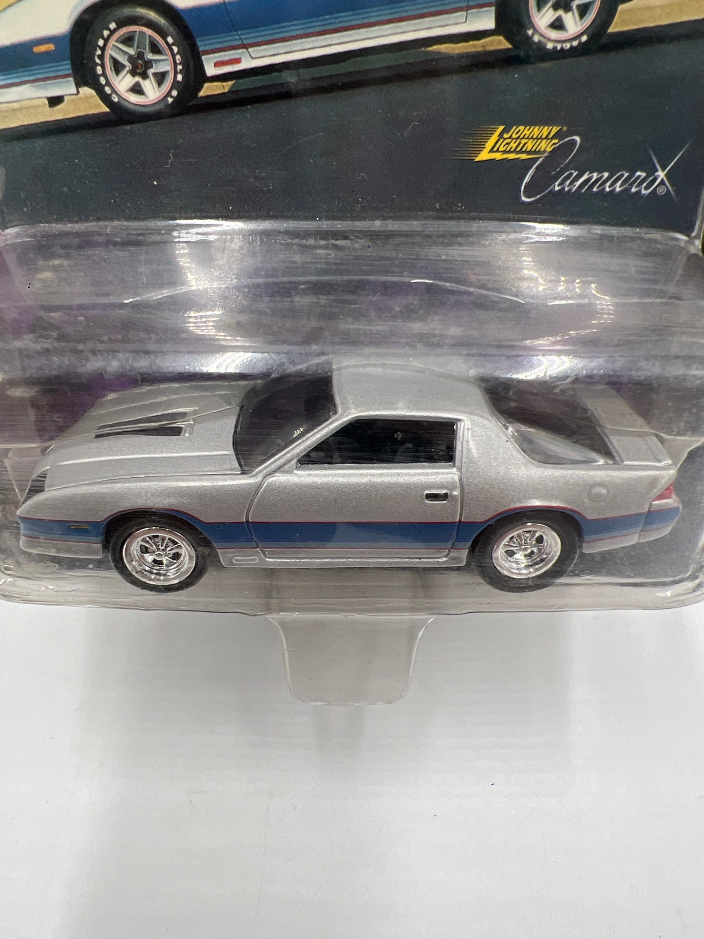 Johnny Lightning Limited Edition Camaro Collection 1982 Camaro Z-28 Silver 221G