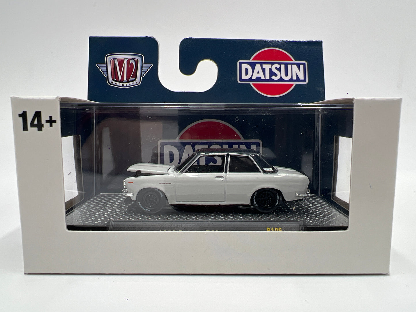 M2 Machines R106 1970 Datsun 510 White