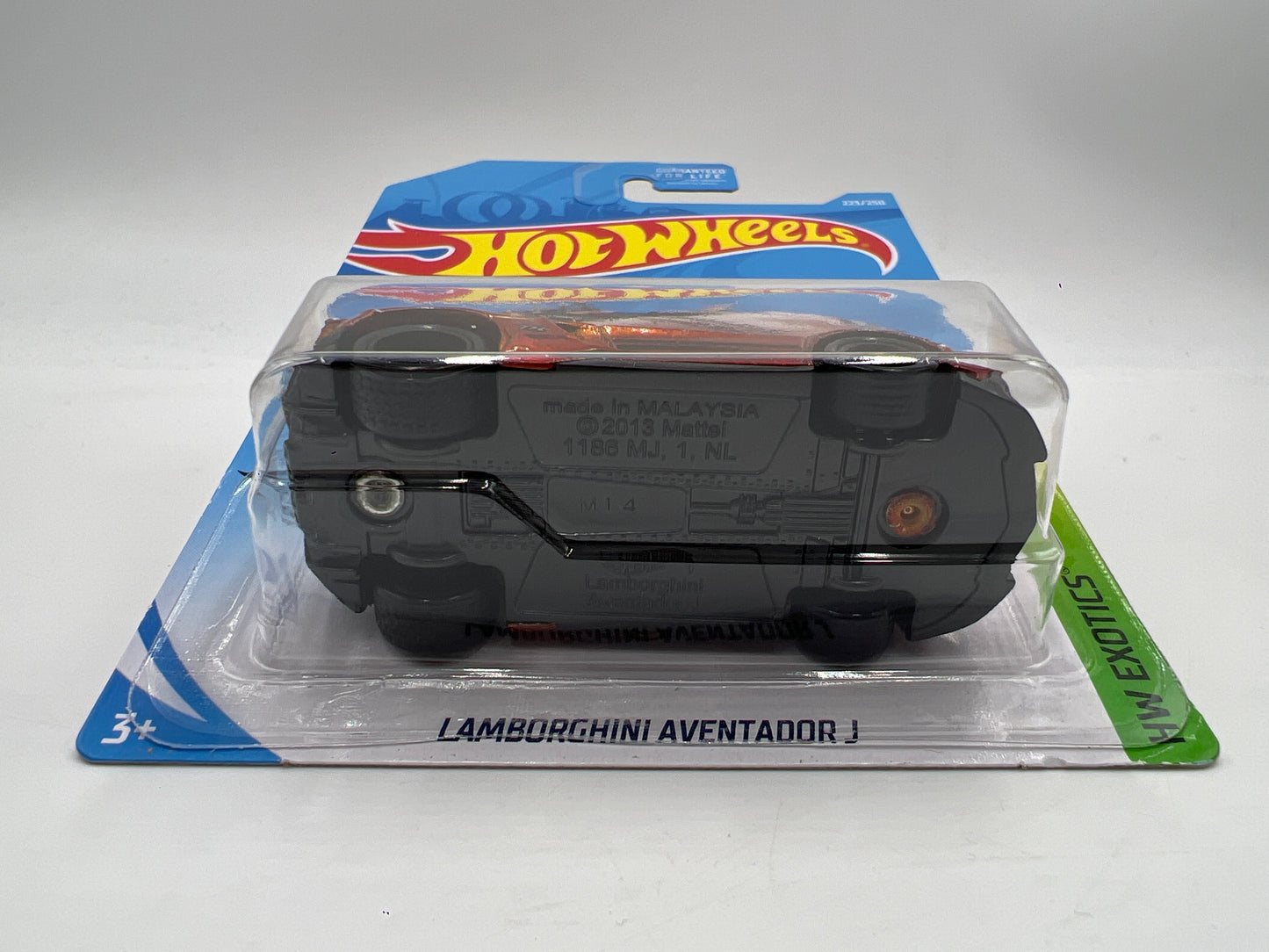 2019 Hot Wheels Super Treasure Hunt #223 Lamborghini Aventador J Orange W/Protector