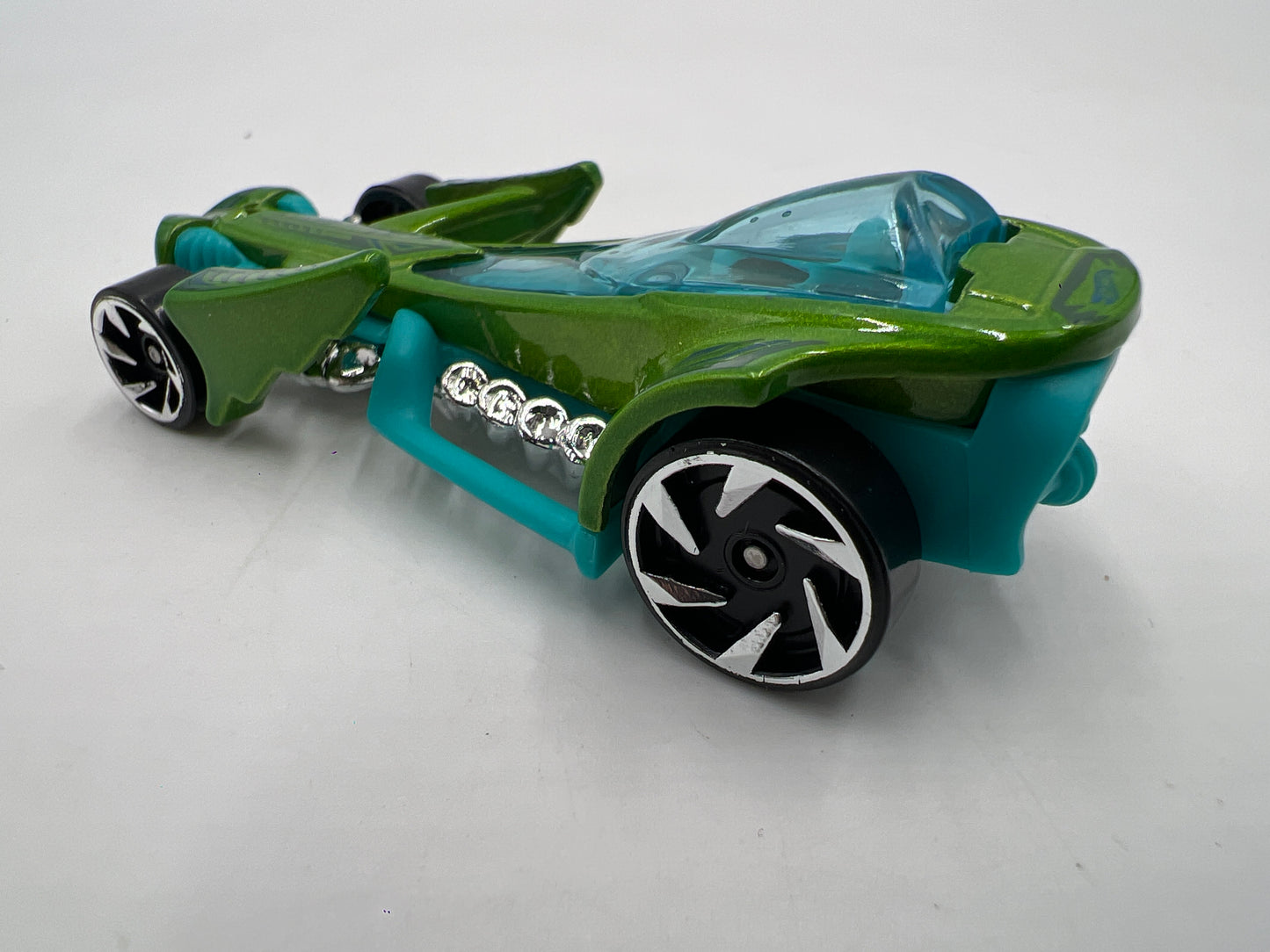 2023 Hot Wheels Mystery Models Series 2 #8 Preying Mantis Green