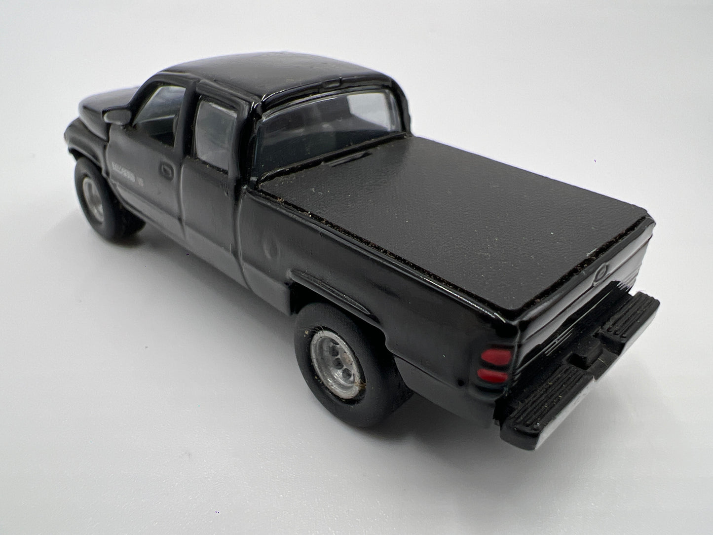 Johnny Lightning 1/64 Mopar or No Car 1996 Dodge Ram Black Loose