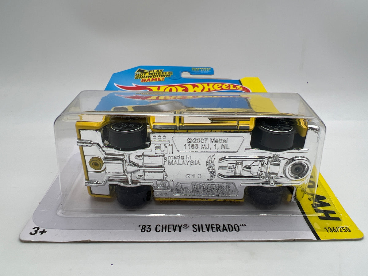2014 Hot Wheels #136 83 Chevy Silverado Yellow W/Protector