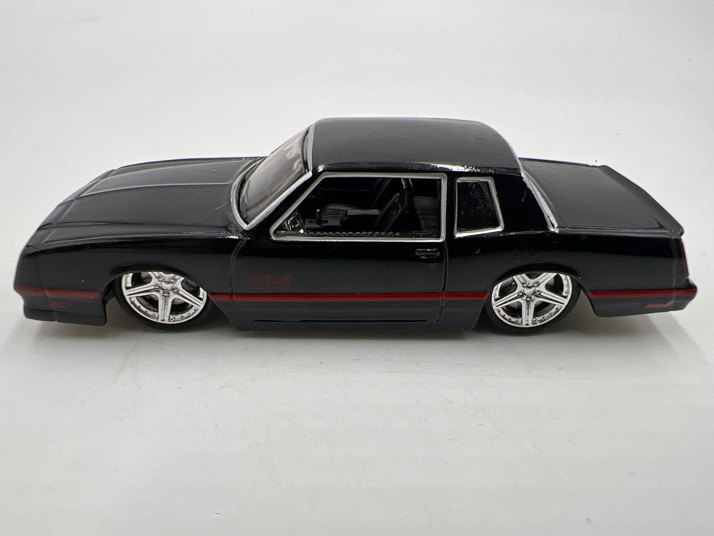 Maisto G Ridez 1986 Chevrolet Monte Carlo SS Black Loose