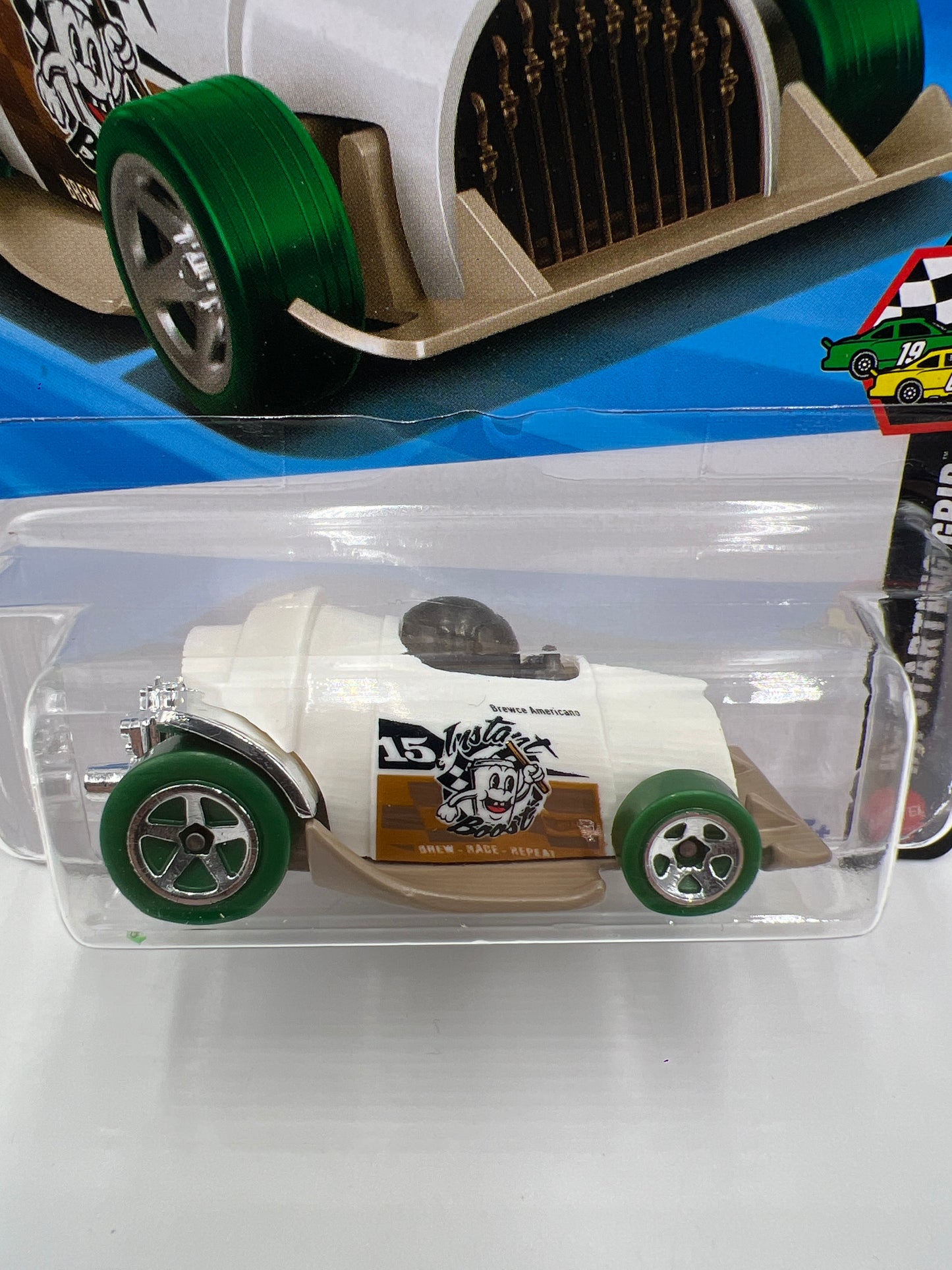 2026 Hot Wheels A Case Starting Grid #22 Instant Boost White 116i