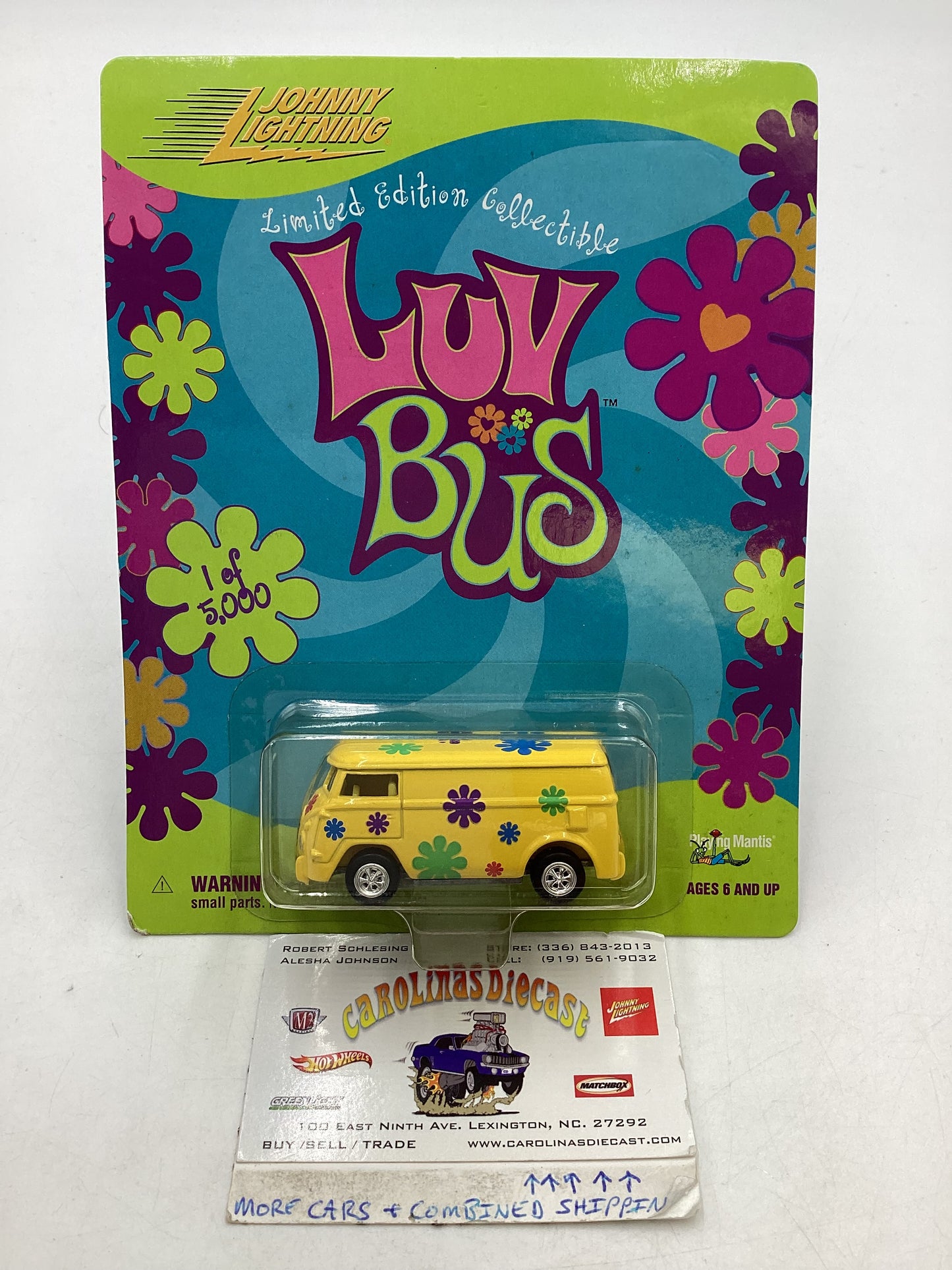 Johnny Lightning Luv Bus Yellow 1/5000 227A