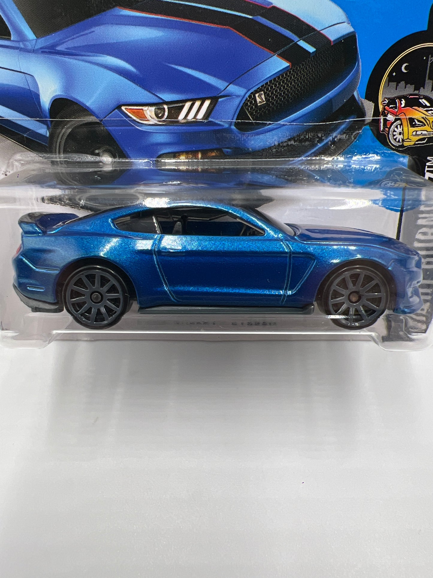 2016 Hot Wheels Night Burnerz #87 Ford Shelby GT350R Blue Short Card 19A