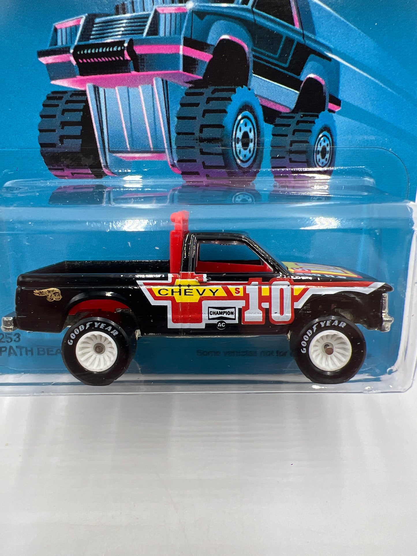 Hot Wheels 30 Years 1970 Authentic Commemorative Replica Trailbusters Path Beater Chevy S10 Black W/Real Riders