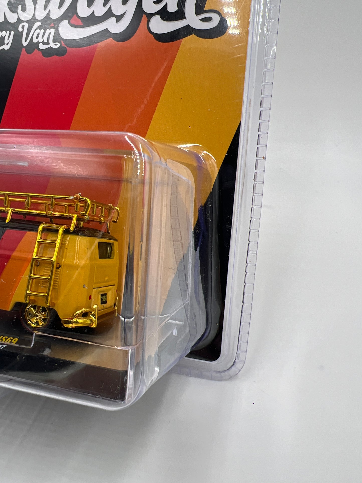 M2 Machines HS72 Hobby Exclusive CHASE 1960 VW Delivery Van