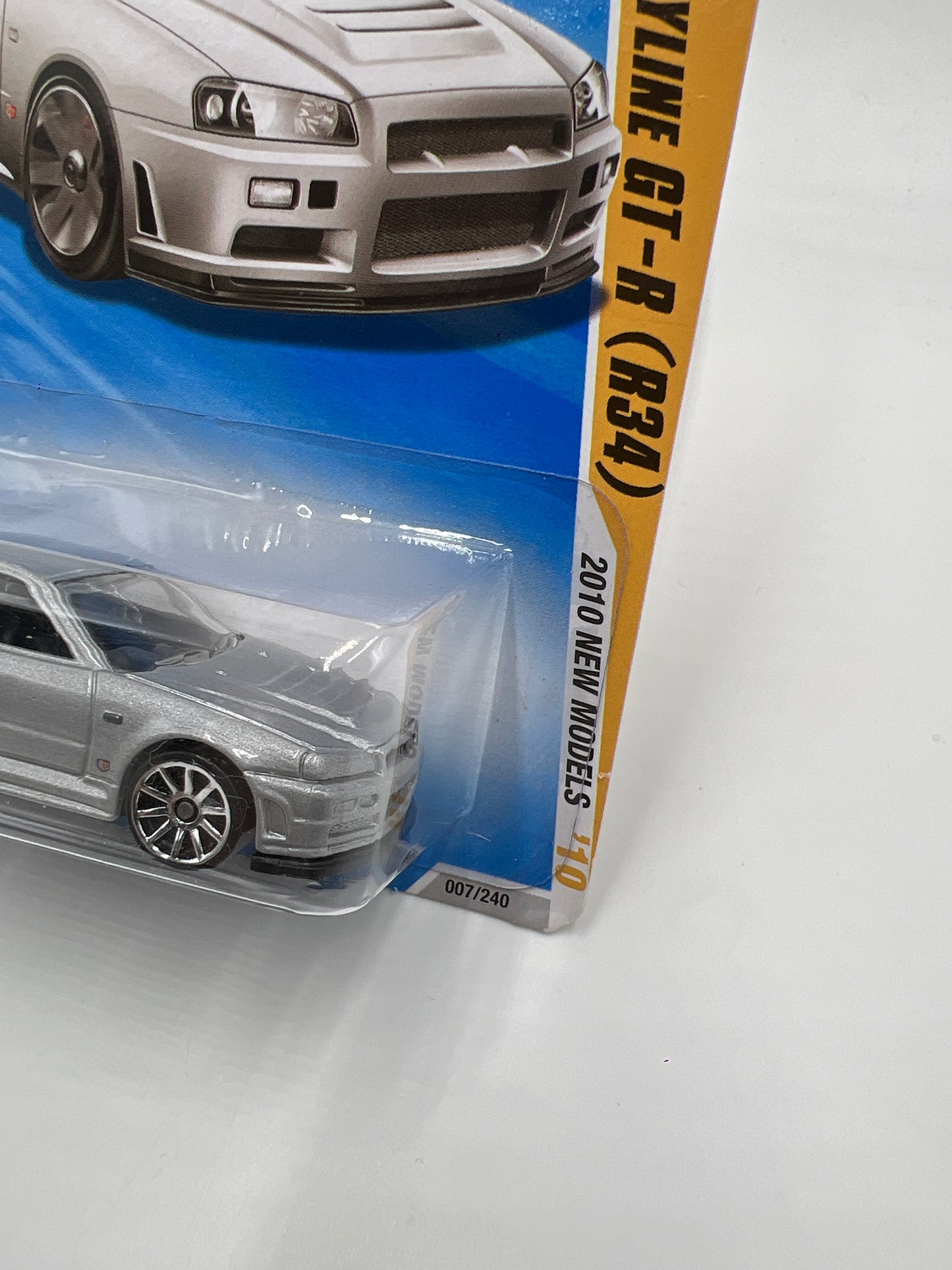 2010 Hot Wheels New Models #7 Nissan Skyline GT-R R34 Silver W/Protector