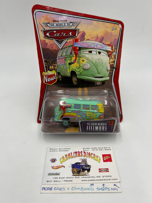 Disney Pixar The World Of Cars #37 Pit Crew Member Fillmore 139E