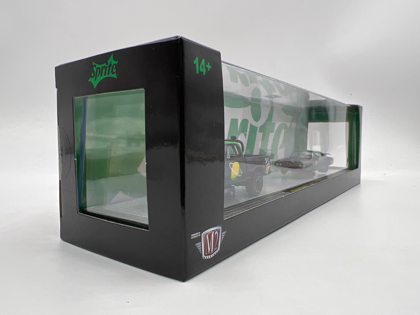 2025 M2 Machines Auto Haulers Sprite 1974 Dodge W200 Power Wagon & 1970 Dodge Super Bee Hemi TW37