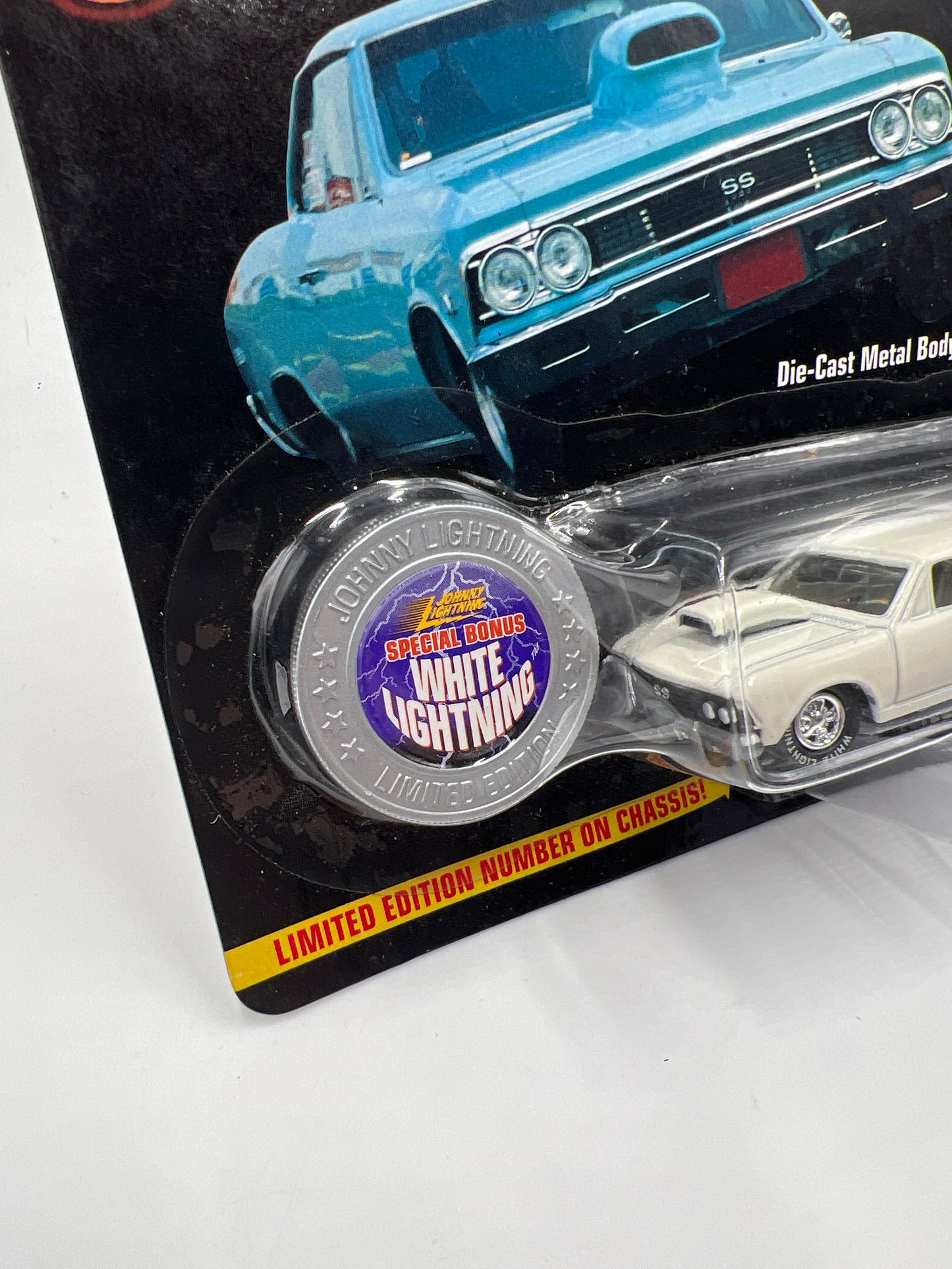 Johnny Lightning White Lightning Chase Hot Rods #135 1966 Pro Street Chevelle SS White