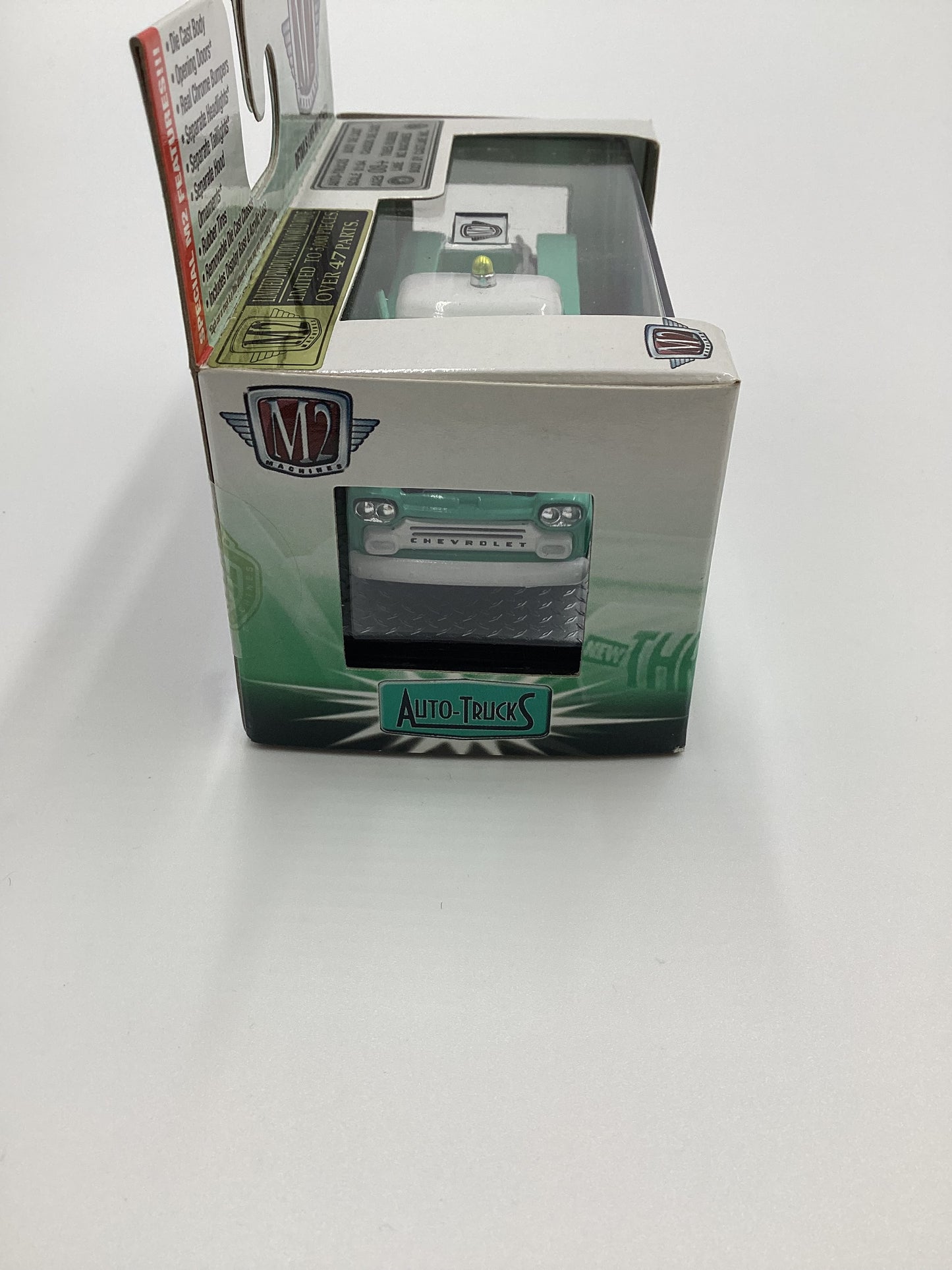 M2 Machines Auto Trucks Forest Ranger 1958 Chevrolet Apache Brush Truck R28