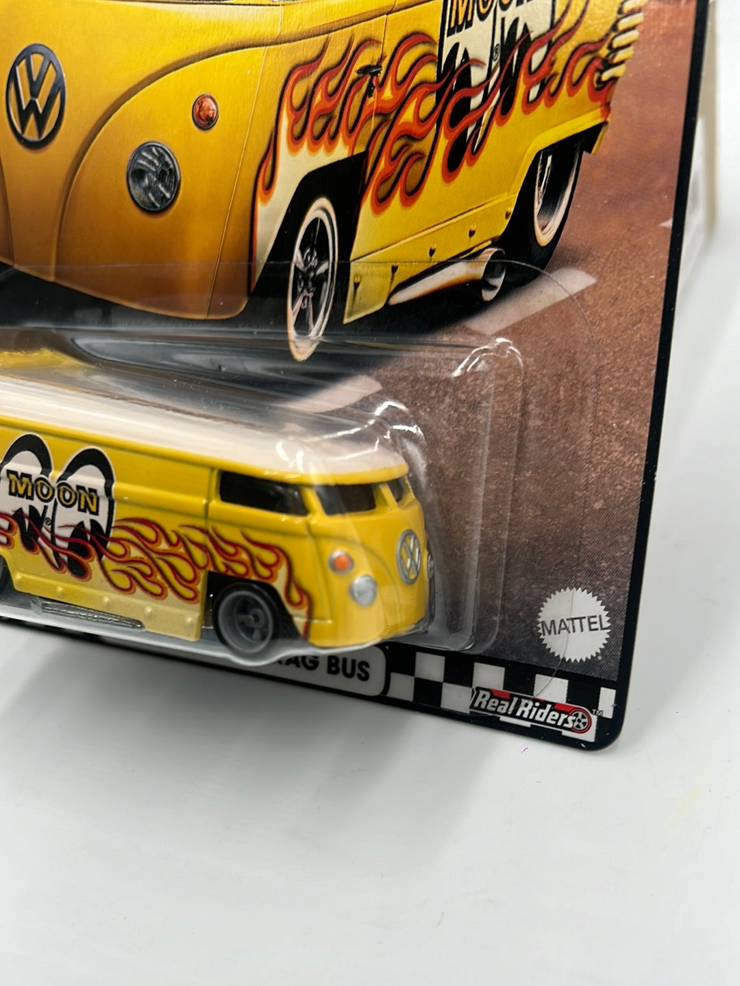 Hot Wheels Premium Boulevard #25 Volkswagen Drag Bus Mooneyes 263E