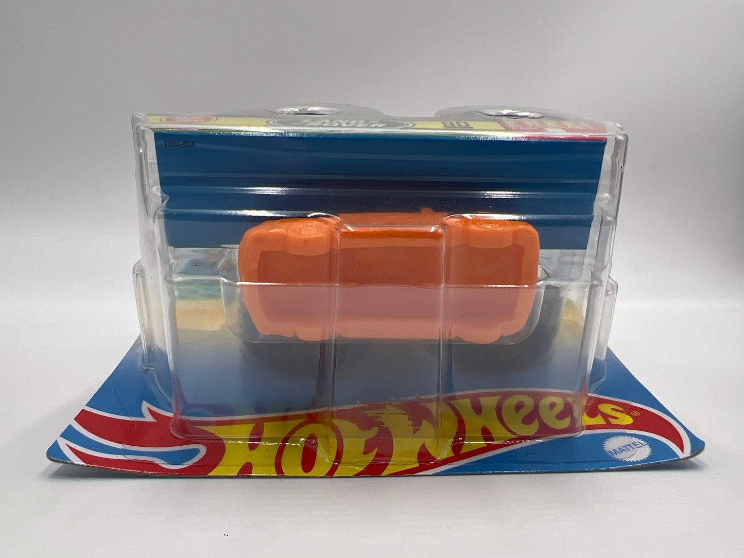 2021 Hot Wheels Monster Trucks Crash Legends #46 Land Rover Defender 90 131G