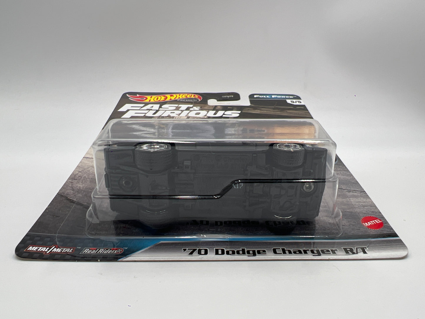 Hot Wheels Premium Fast and Furious Full Force #5 70 Dodge Charger R/T Black W/Protector