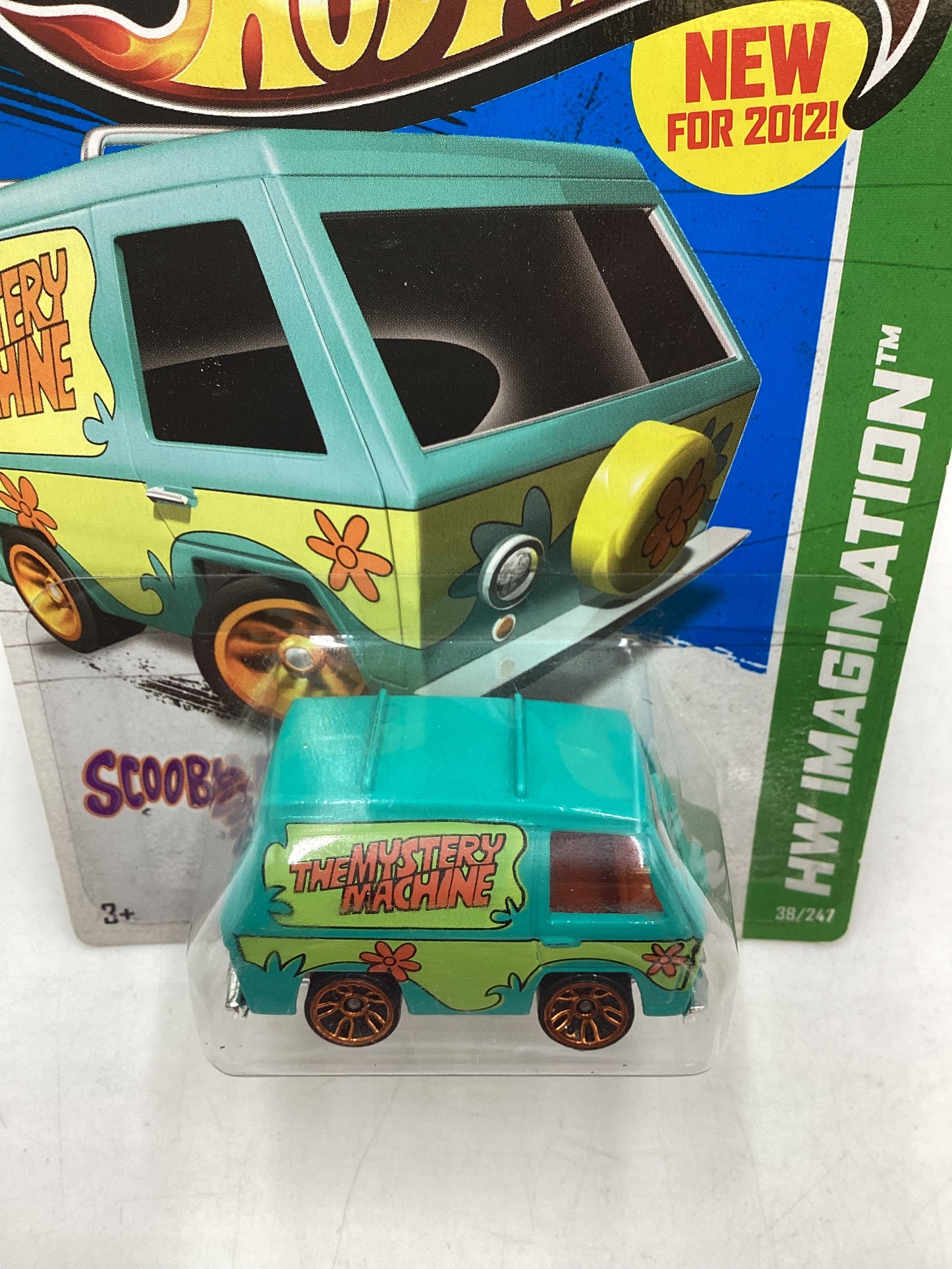 2012 Hot wheels #38 The Mystery Machine 123C