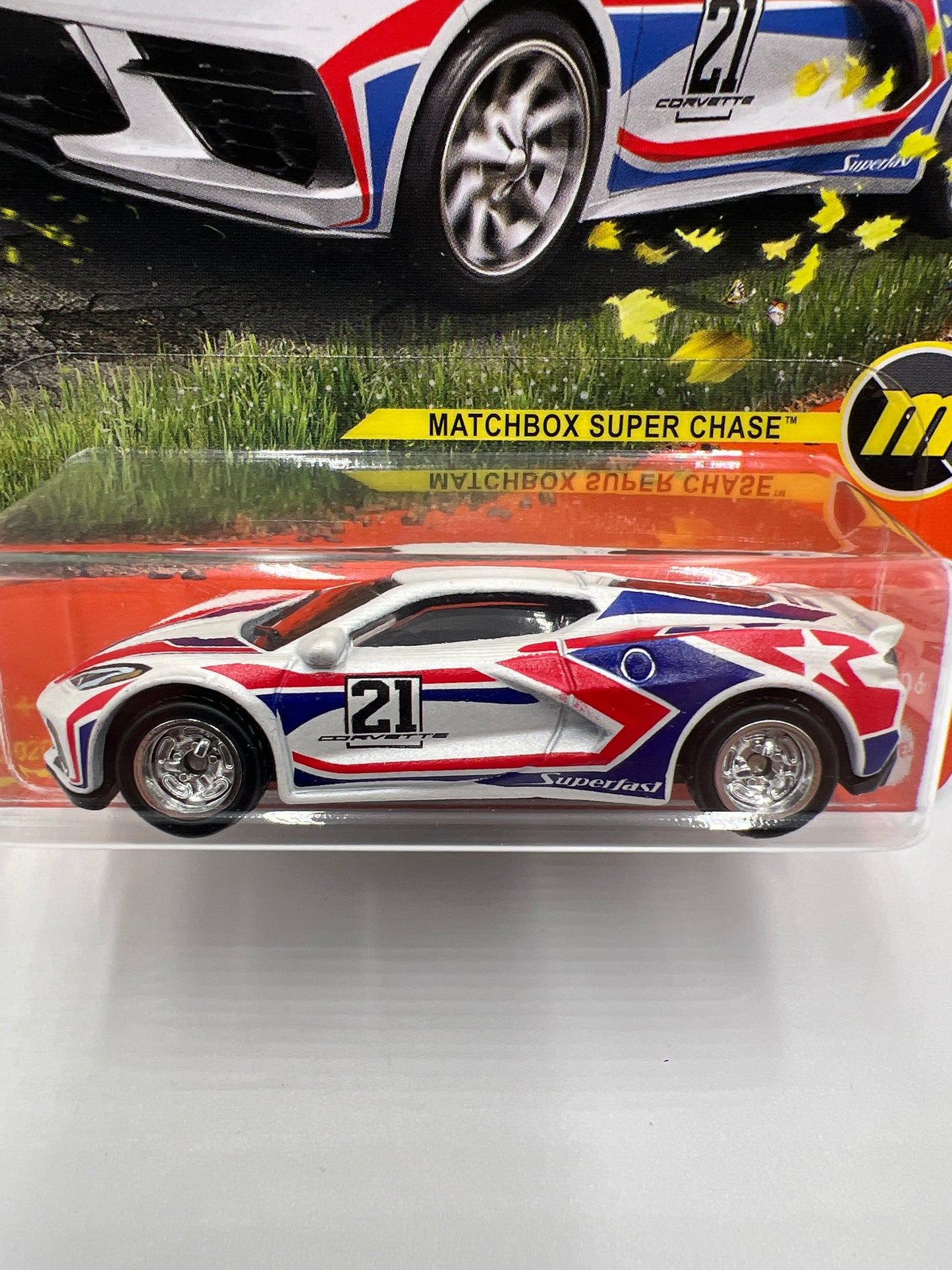 Matchbox Super Chase #106 2020 Corvette C8 White W/Protector