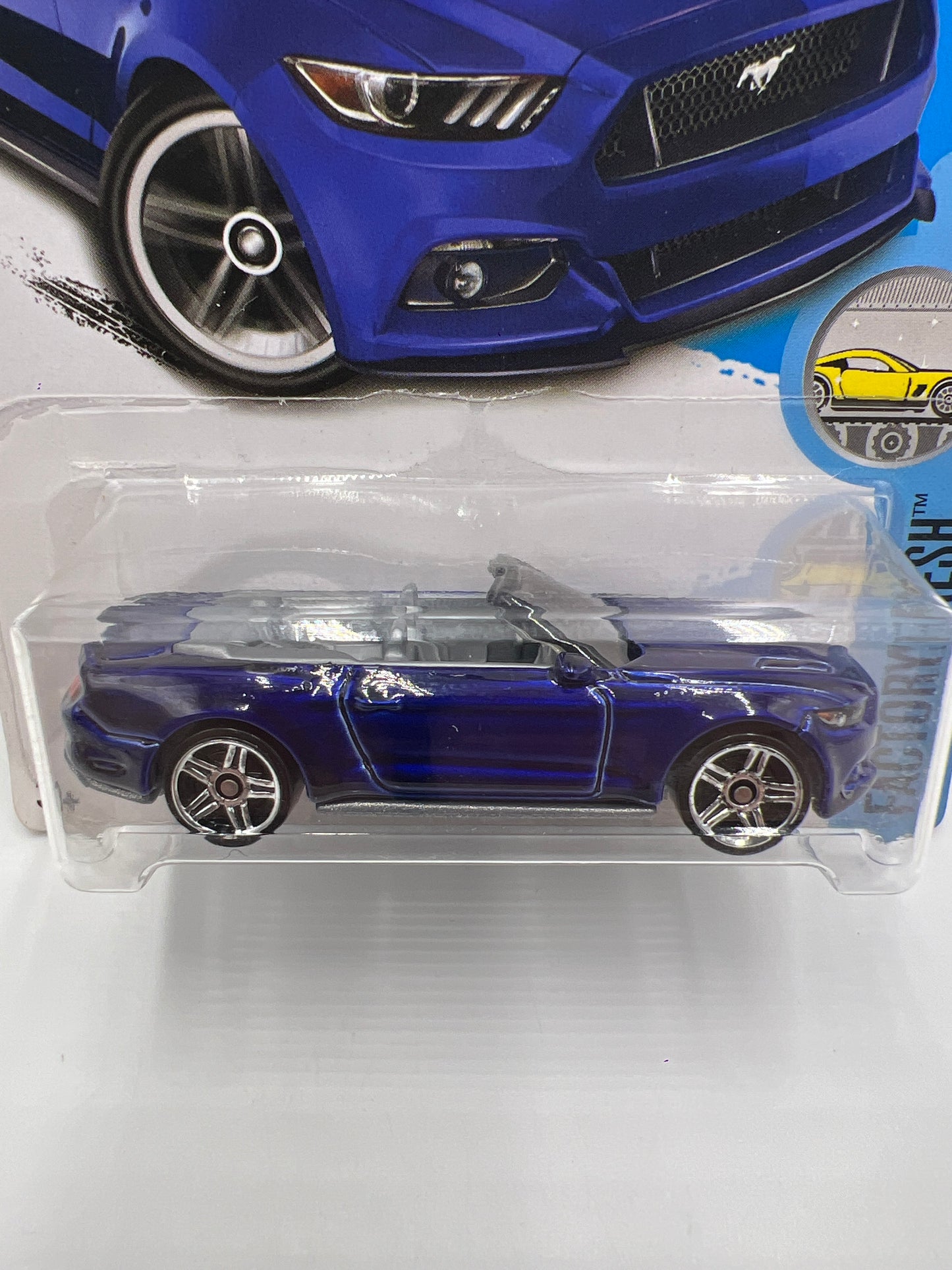 2017 Hot Wheels Factory Fresh #104 2015 Ford Mustang GT Convertible Blue