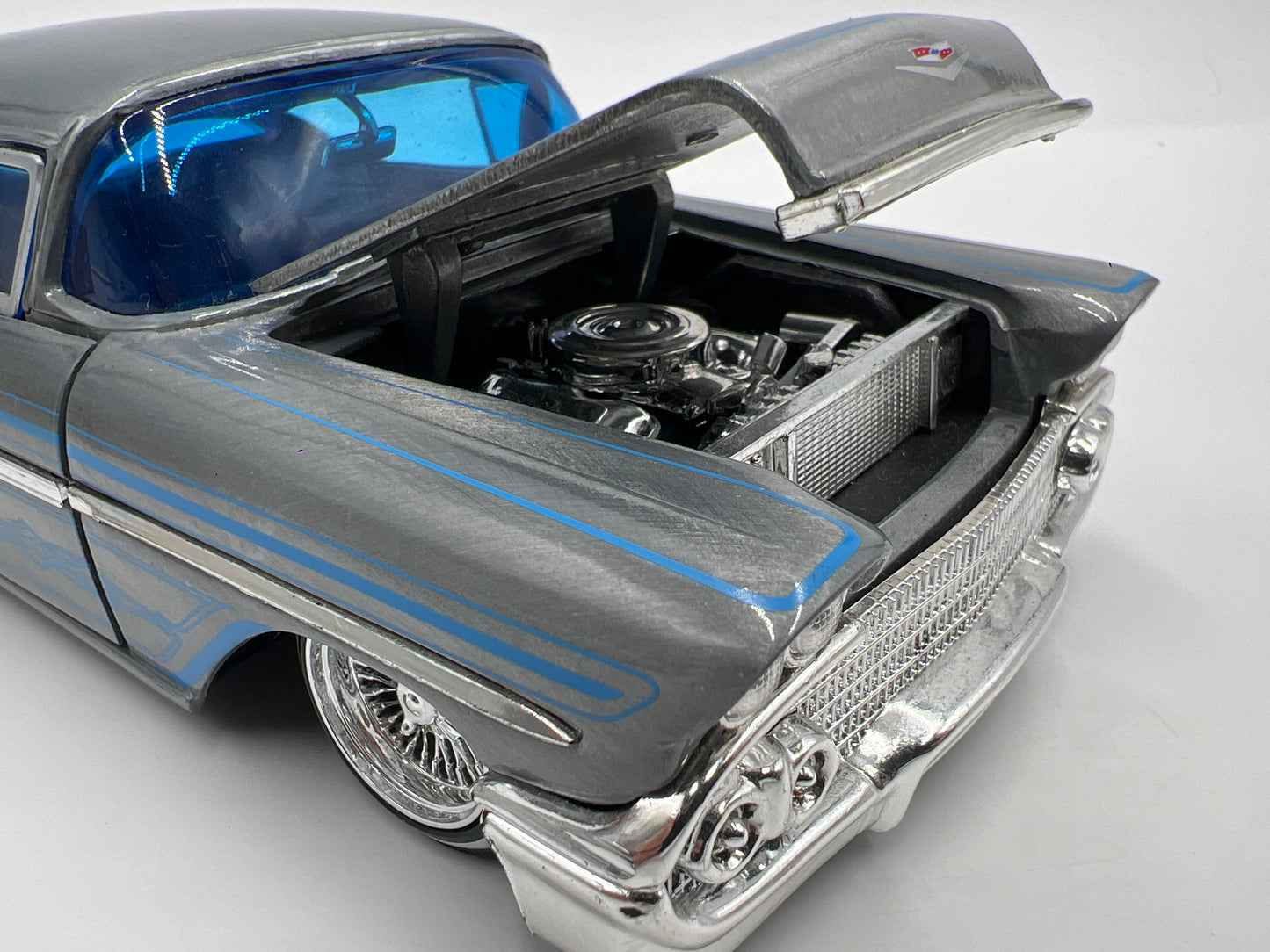 Jada Toys 1/24 Scale 20th Anniversary 1958 Chevrolet Impala Lowrider Loose