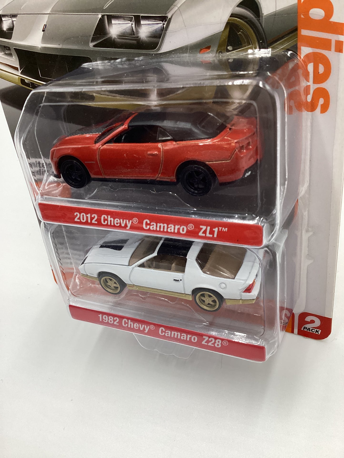 Auto World 2 Pack Target Exclusive F-Bodies Release 2 Version B 2012 Chevy Camaro ZL1 Dark Orange 1982 Chevy Camaro Z28 White 184D