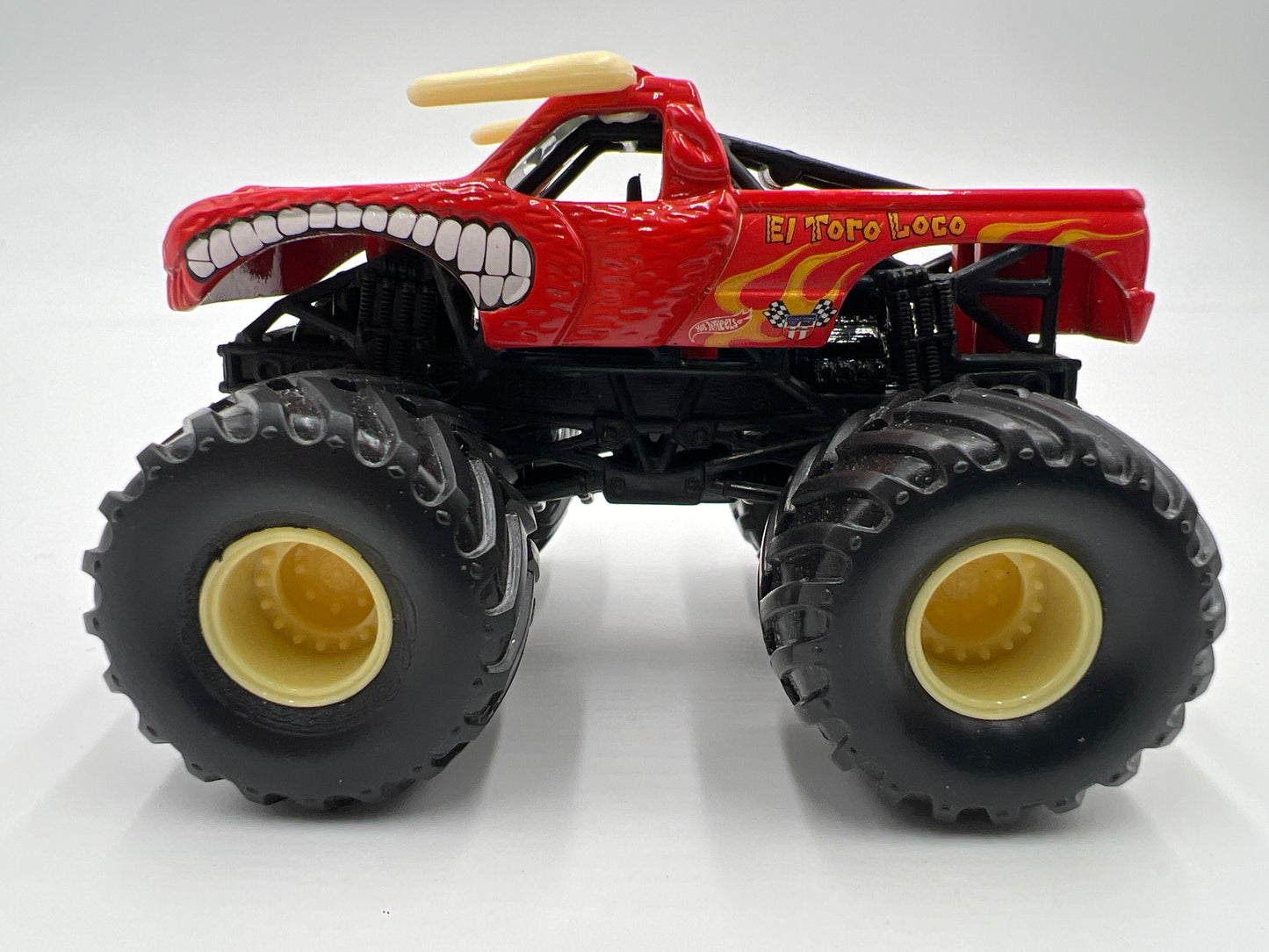 Hot Wheels 1:64 Monster Jam Small Wheel/Metal Base El Toro Loco Red Loose