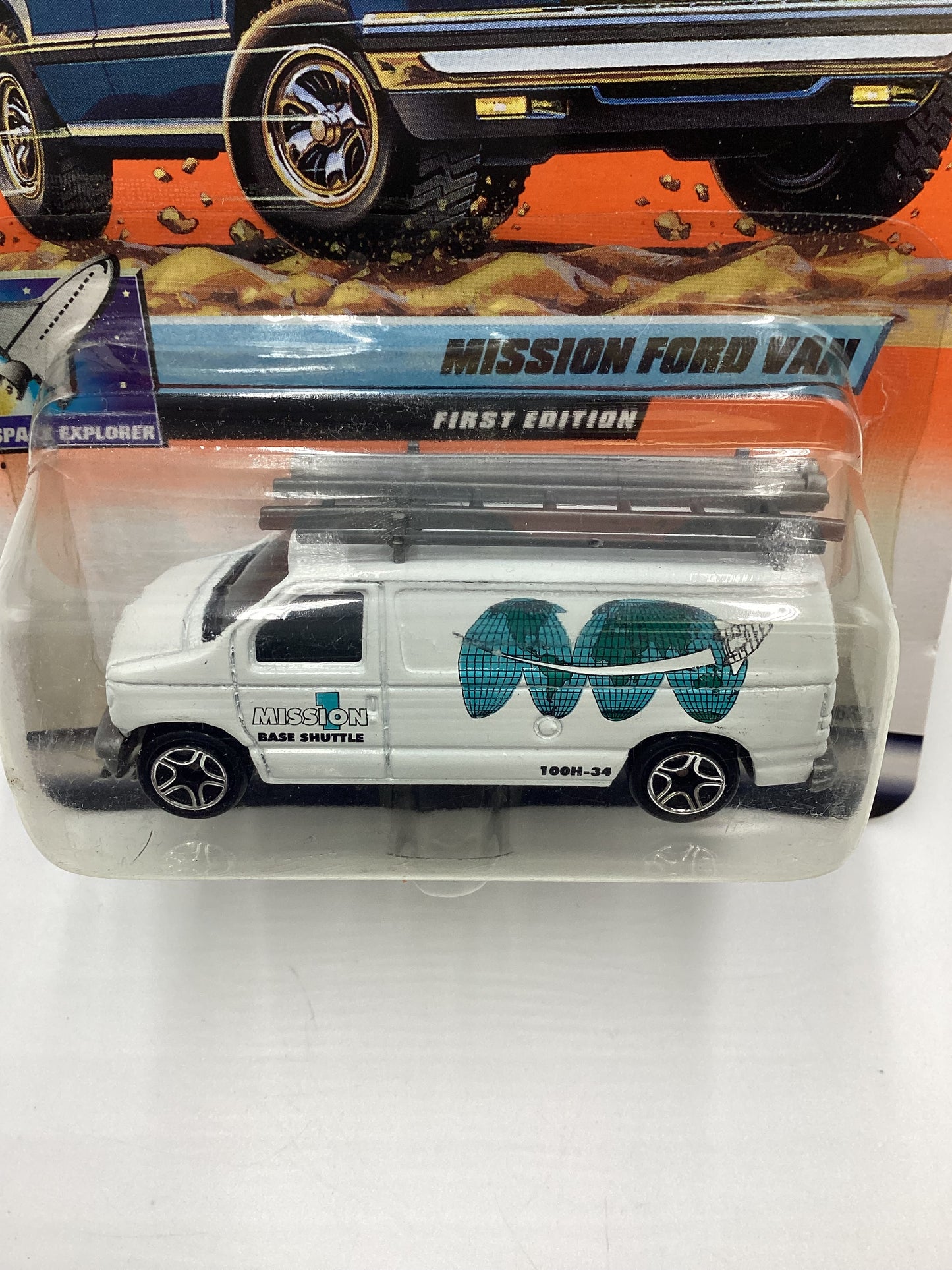 2000 Matchbox #38 Mission Ford Van White 210C