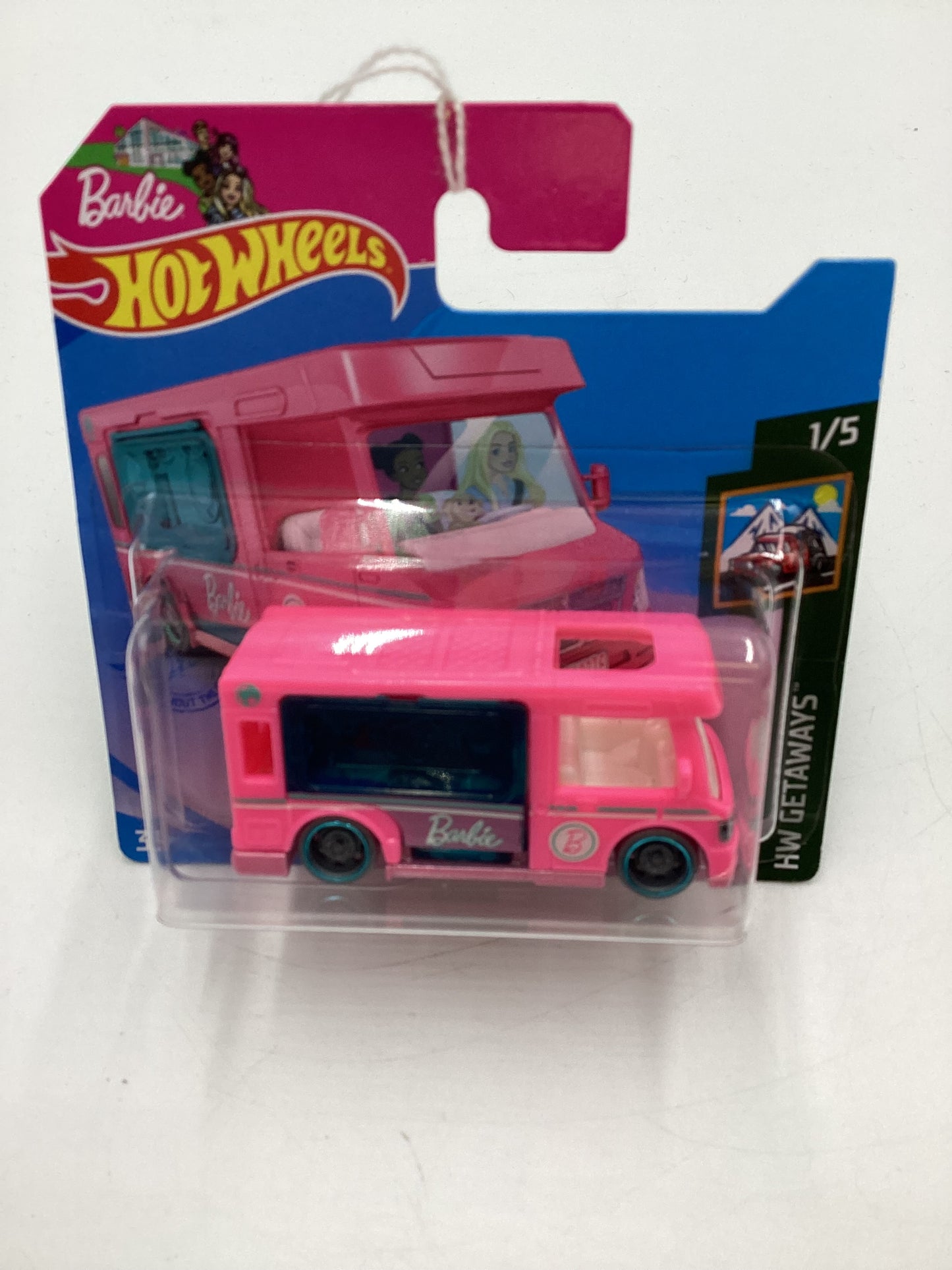 2021 Hot Wheels Getaways #56 Barbie Dream Camper Pink Short Card 123C