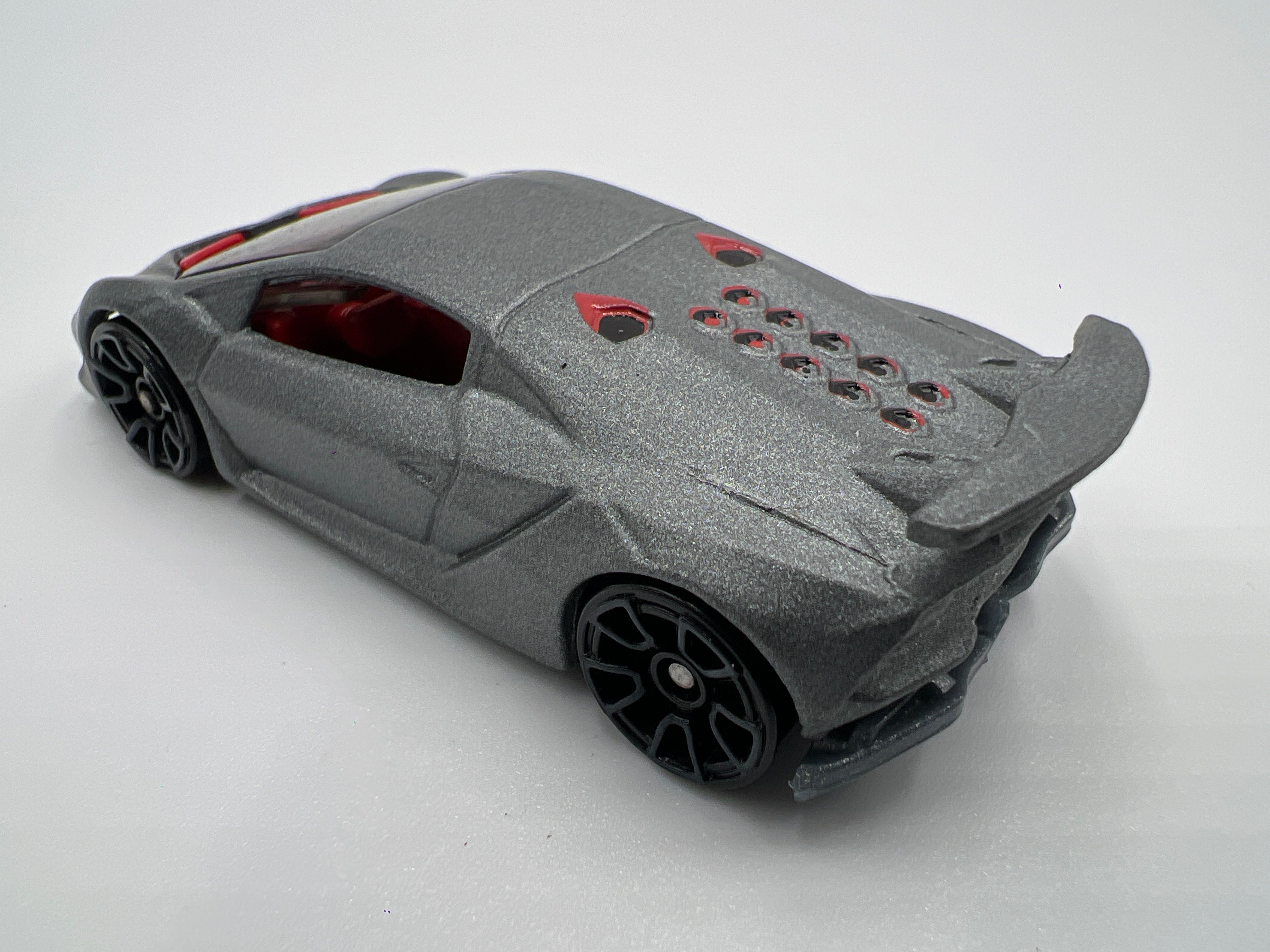 Hot Wheels 1/64 Need For Speed Lamborghini Sesto Elemento Gray