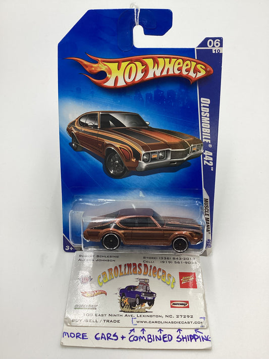 2009 Hot Wheels #082 Olds 442 Brown 54H