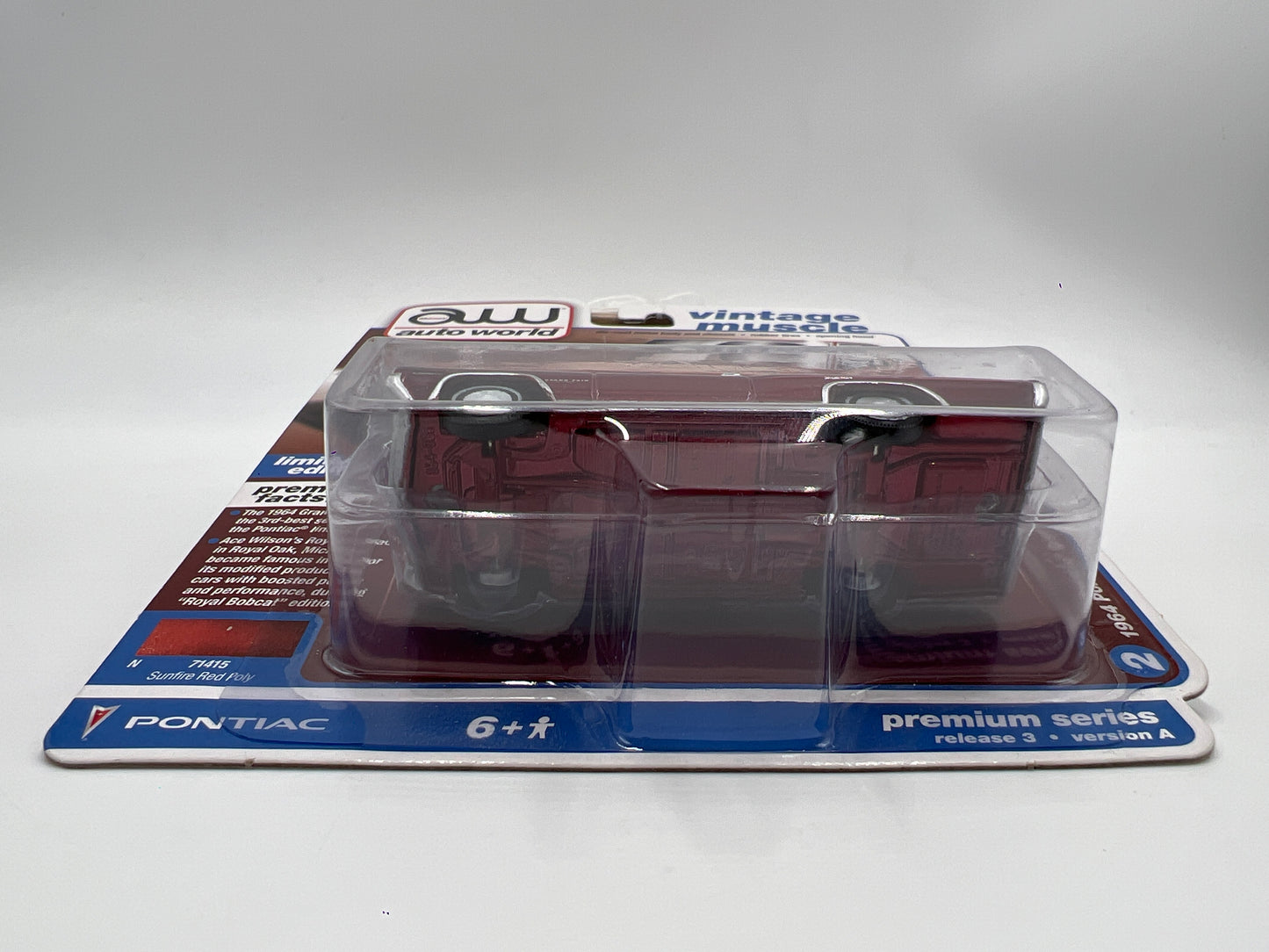 Auto World Ultra Red Chase Vintage Muscle Release 3 Version A 1964 Pontiac Grand Prix Royal Bobcat Red