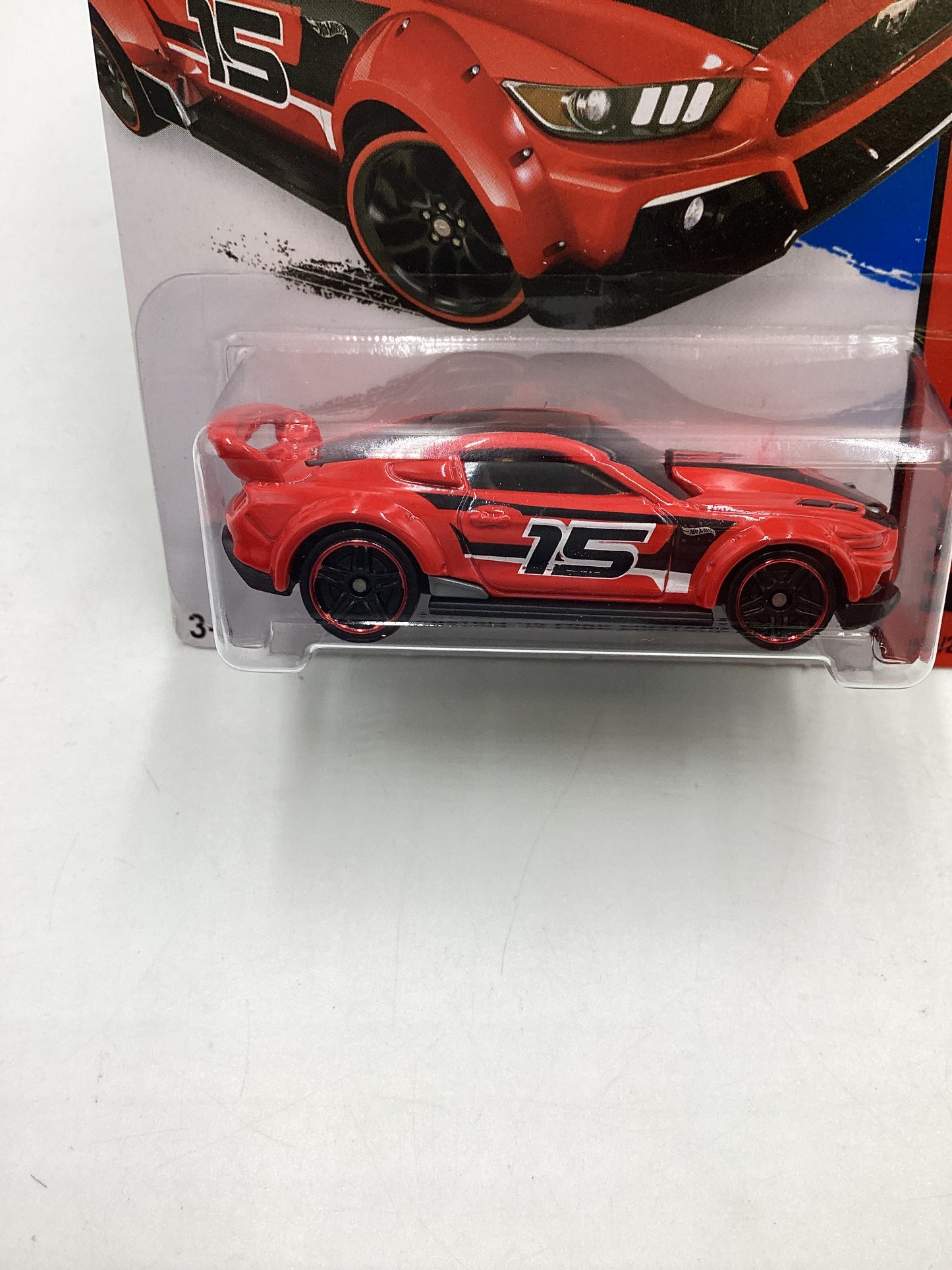 2015 Hot Wheels HW Race #154 Custom 15 Ford Mustang Red 30E