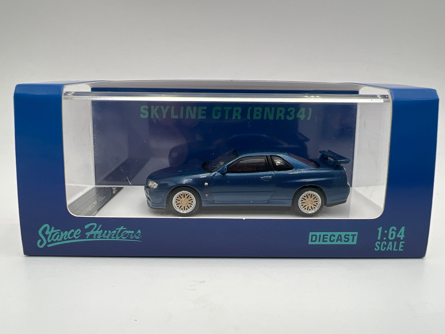 Stance Hunters 1/64 #90/499 Nissan Skyline GT-R BNR34 V-Spec II Full Carbon Blue