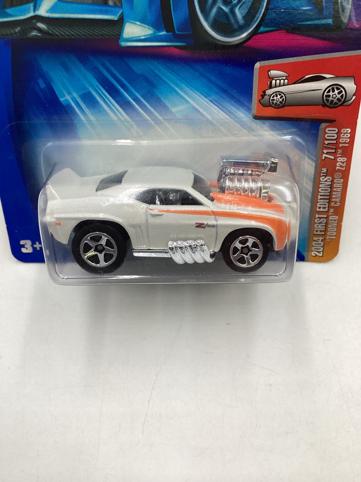 2004 Hot Wheels #071 Kmart Exclusive White Tooned Camaro Z28 236D