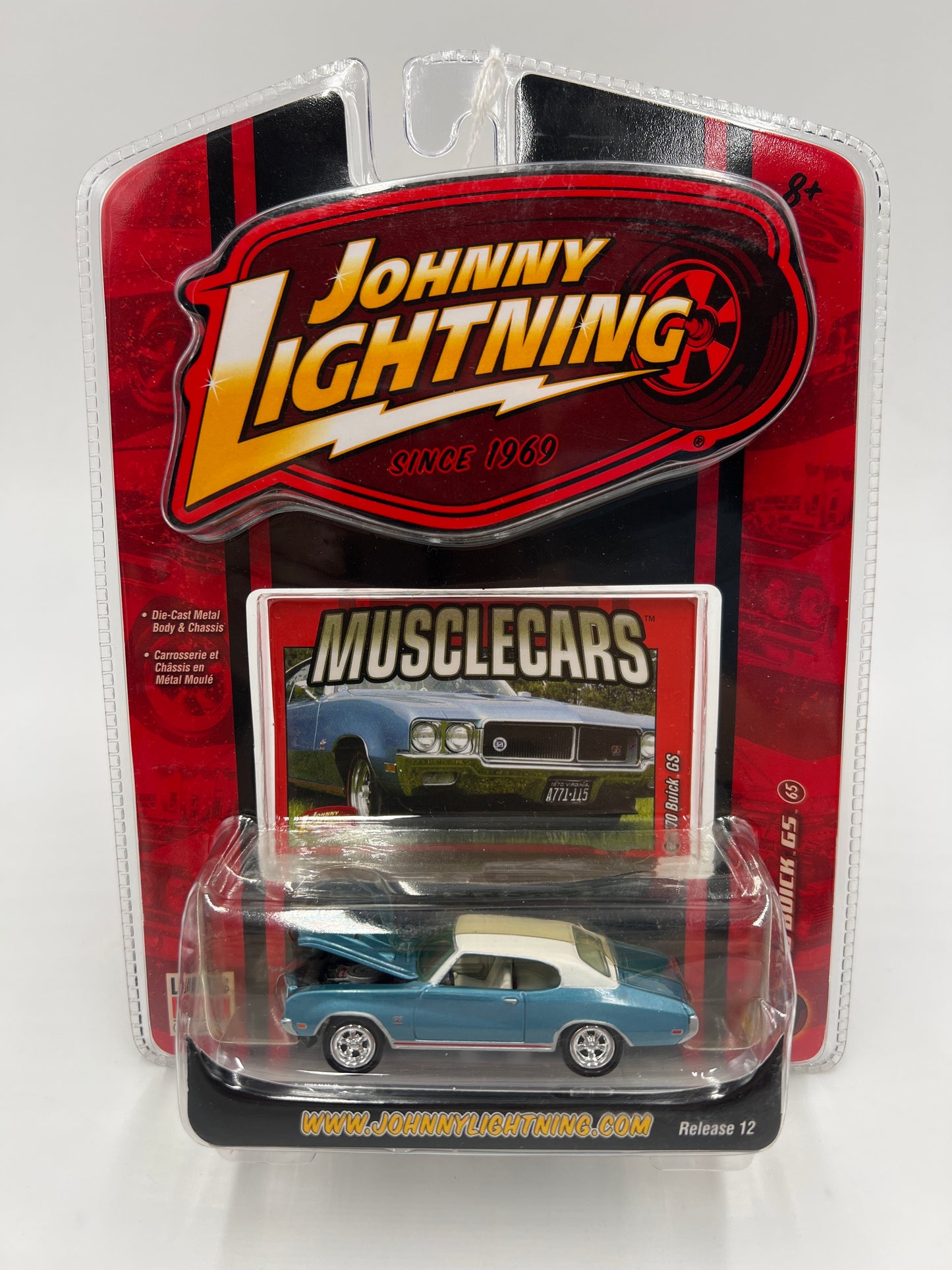 Johnny Lightning Muscle Cars R12 #65 70 Buick GS Blue 221A