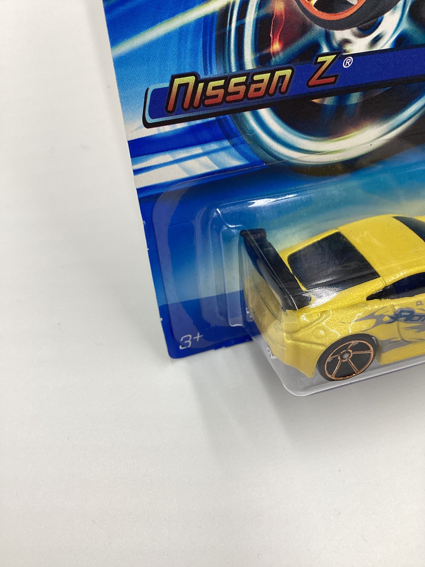 2006 Hot Wheels First Editions #019 Nissan Z Yellow FTE 82A