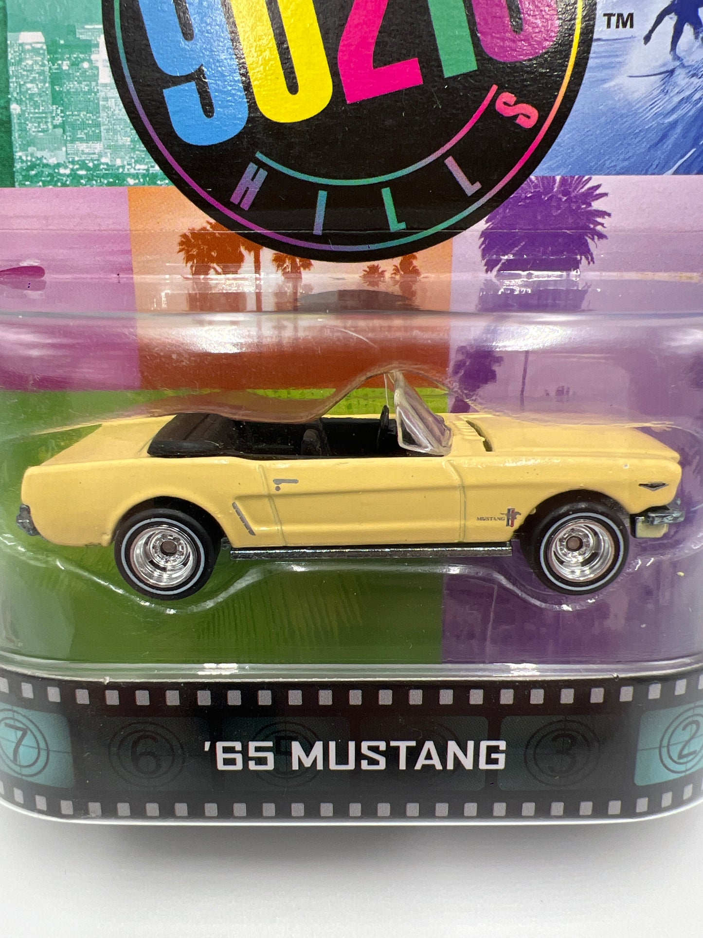 Hot Wheels Retro Entertainment Beverly Hills 90210 65 Mustang Yellow 242F